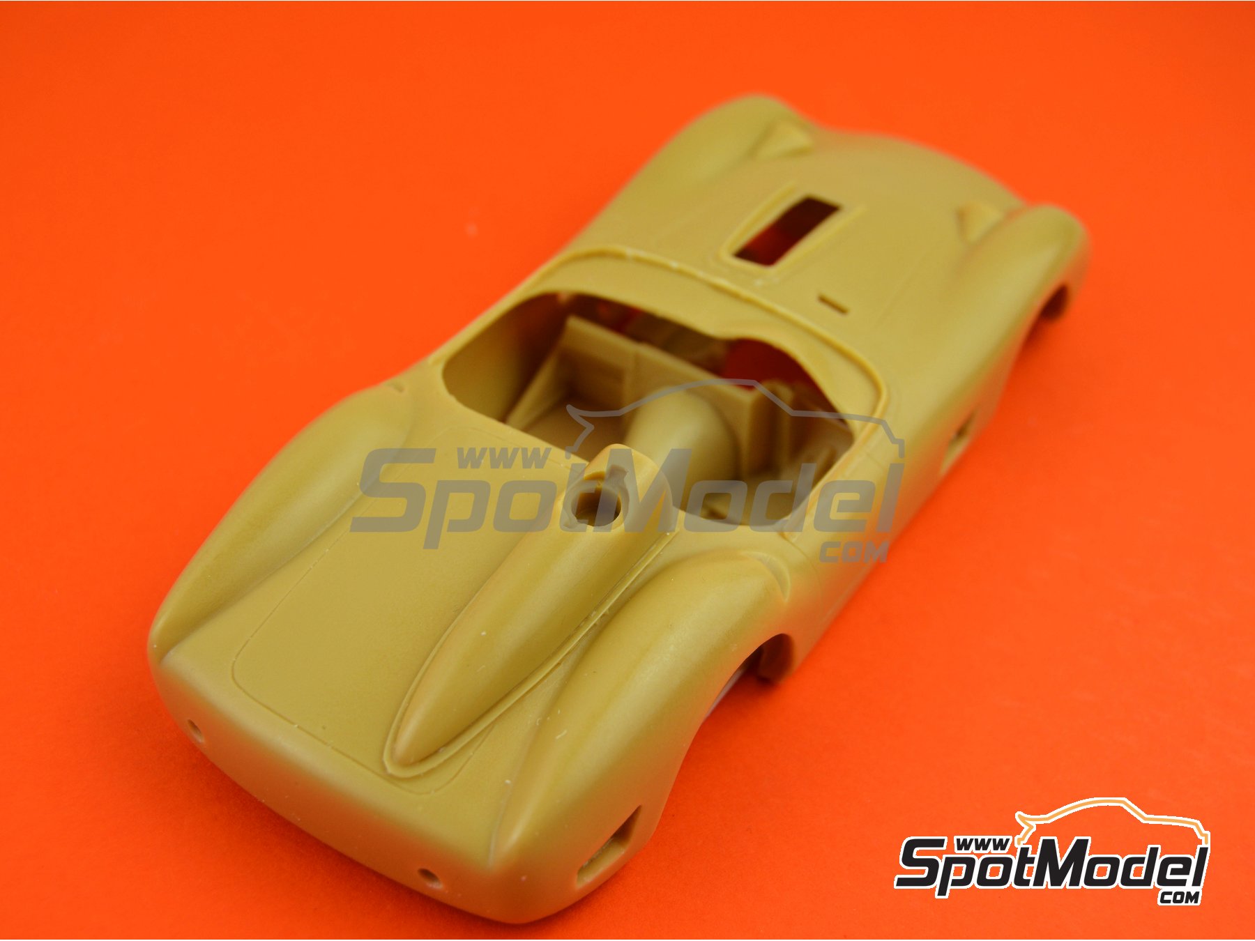 Image 1: Ferrari 250 Testa Rossa TR59/60 - 24 Hours Le Mans 1960 | Car scale model kit in 1/24 scale manufactured by Renaissance Models (ref.&nbsp;24-08, also 24/08)