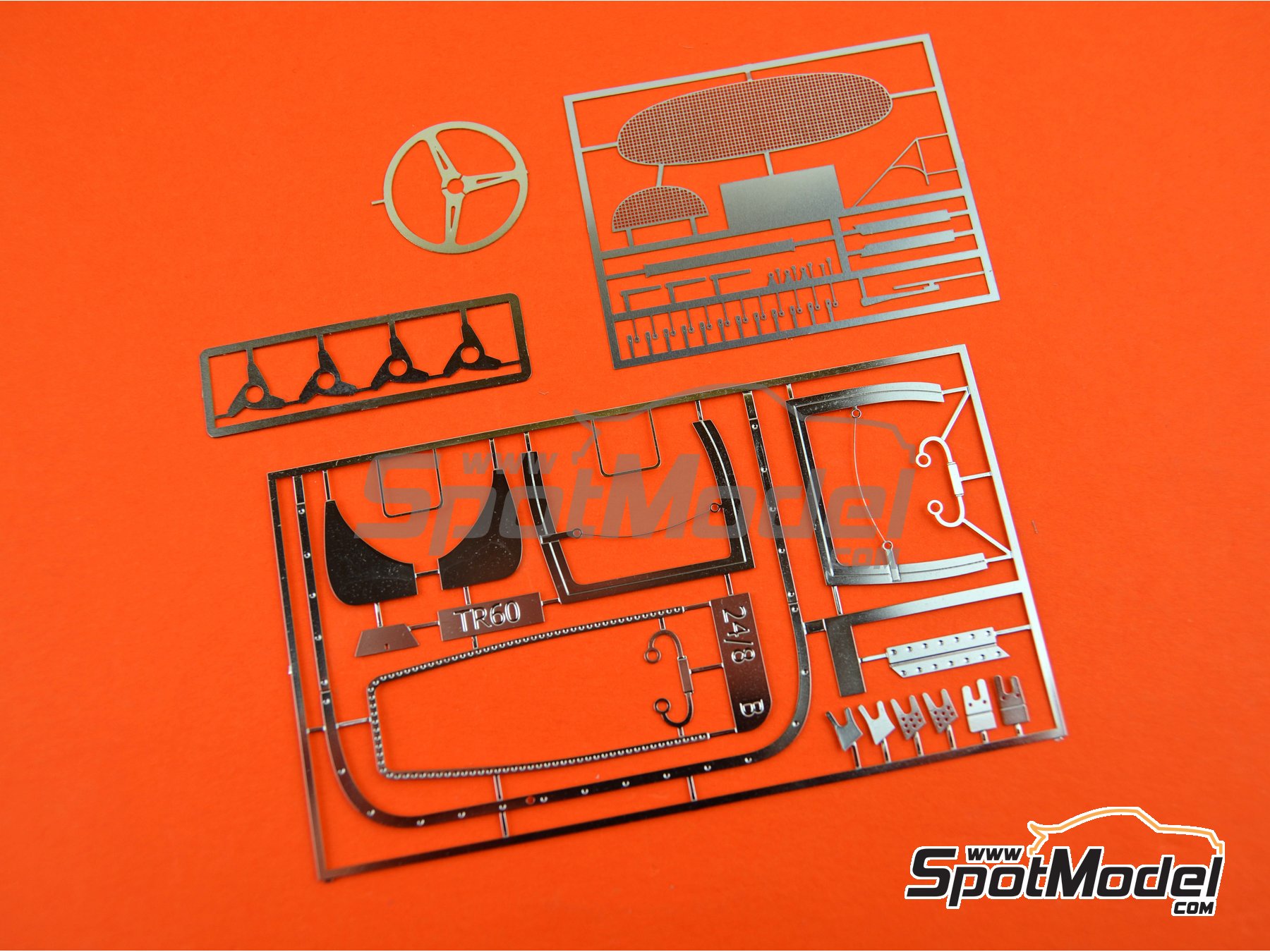 Image 9: Ferrari 250 Testa Rossa TR59/60 - 24 Hours Le Mans 1960 | Car scale model kit in 1/24 scale manufactured by Renaissance Models (ref.&nbsp;24-08, also 24/08)