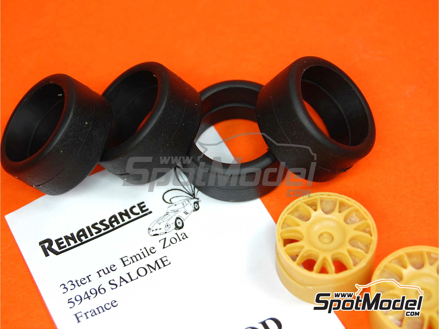 Image 2: BBS 18 pulgadas -  2001 | Set de llantas y neumáticos en escala 1/24 fabricado por Renaissance Models (ref. 24BBSMOD)