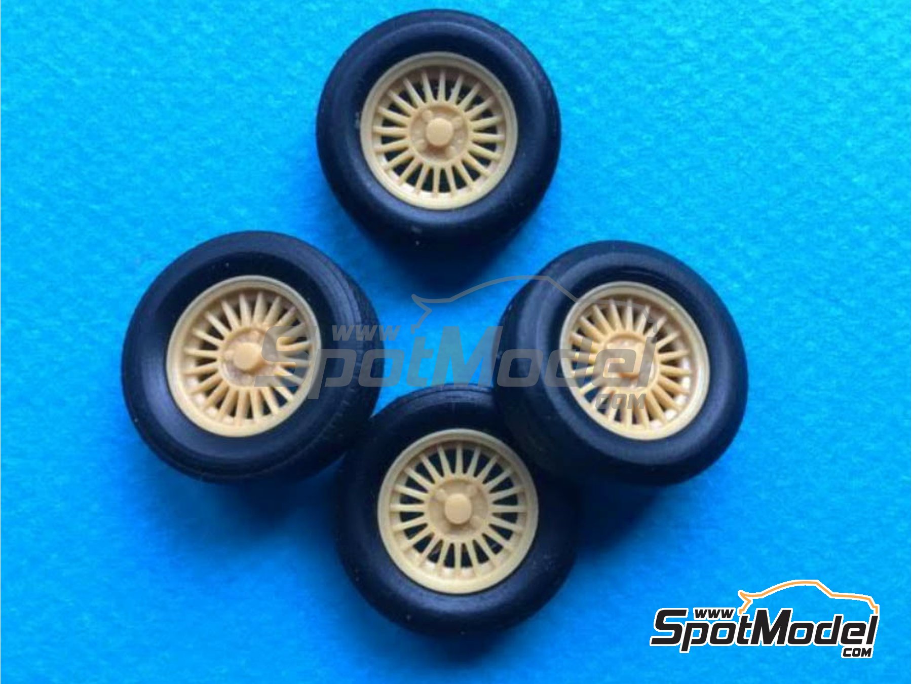 Image 1: Alpina 13 inches 4 nuts | Rims and tyres set in 1/24 scale manufactured by Renaissance Models (ref.&nbsp;24BMALP)