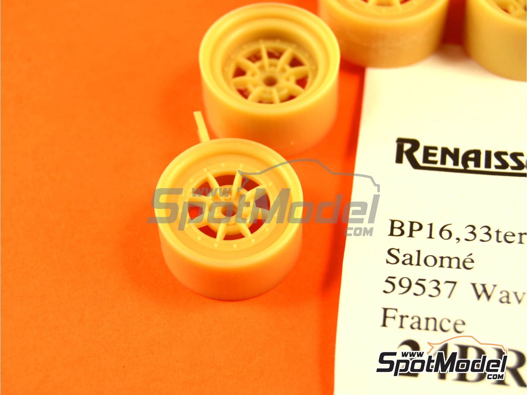 Image 4: Braid 15 inches | Rims and tyres set in 1/24 scale manufactured by Renaissance Models (ref.&nbsp;24BRAIDR5T)