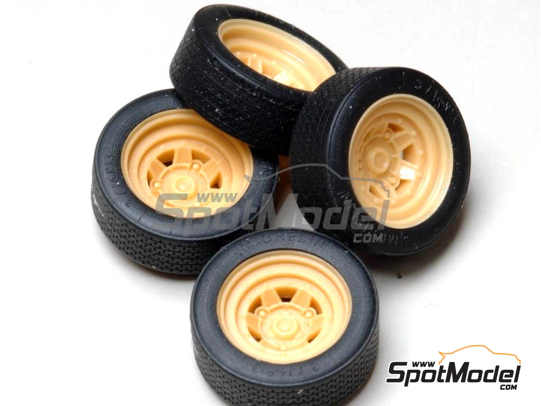 Image 1: Gotti X13 13 inches | Rims and tyres set in 1/24 scale manufactured by Renaissance Models (ref.&nbsp;24GottiX13)