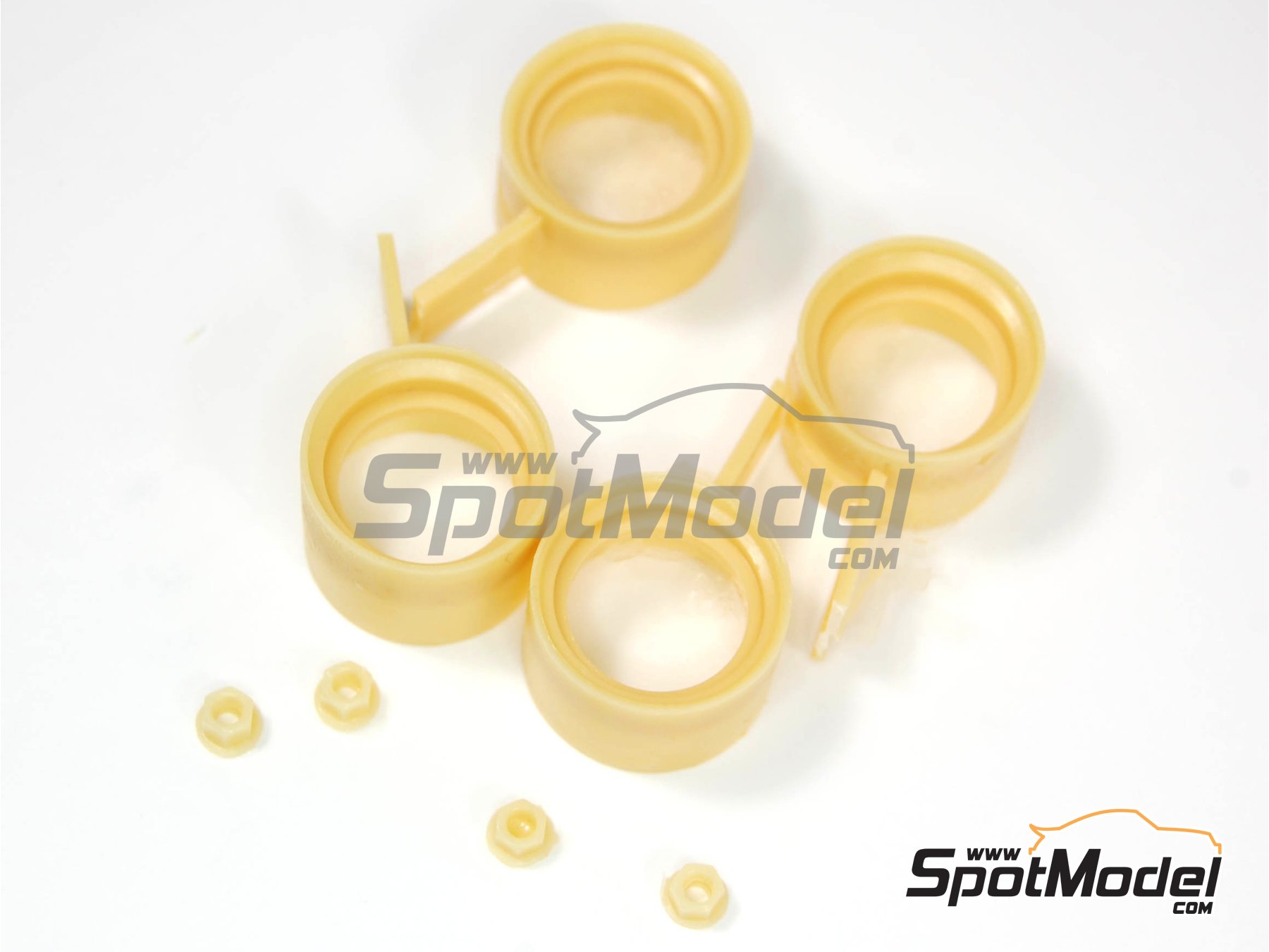 Image 2: BBS 15 inches -  1980 | Rims and tyres set in 1/24 scale manufactured by Renaissance Models (ref.&nbsp;24NIDA)