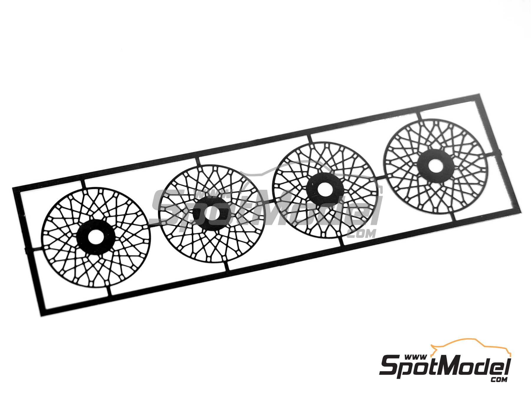 Image 3: BBS 15 inches -  1980 | Rims and tyres set in 1/24 scale manufactured by Renaissance Models (ref.&nbsp;24NIDA)