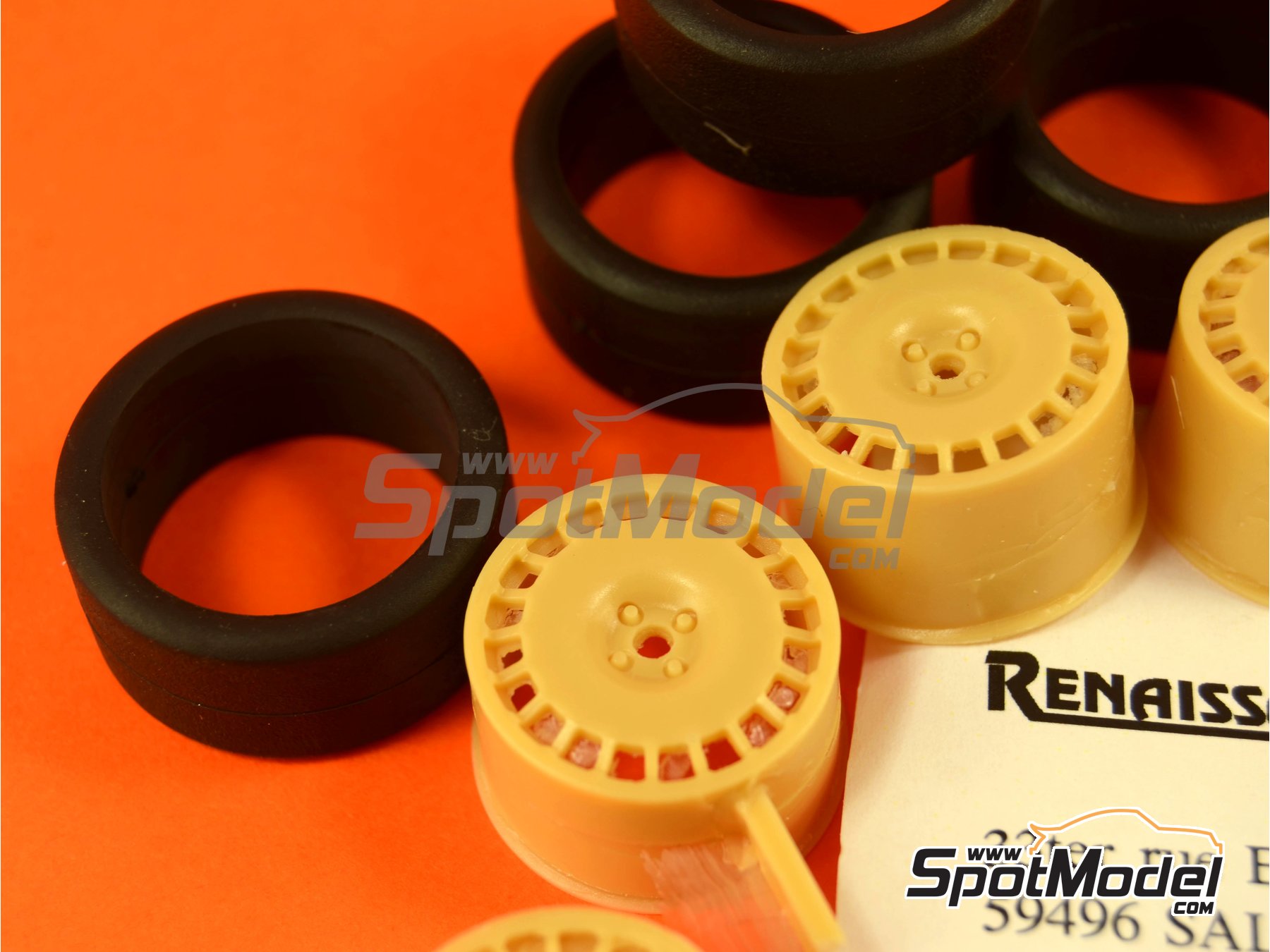 Image 3: OZ 17 inches | Rims and tyres set in 1/24 scale manufactured by Renaissance Models (ref.&nbsp;24OZ17)