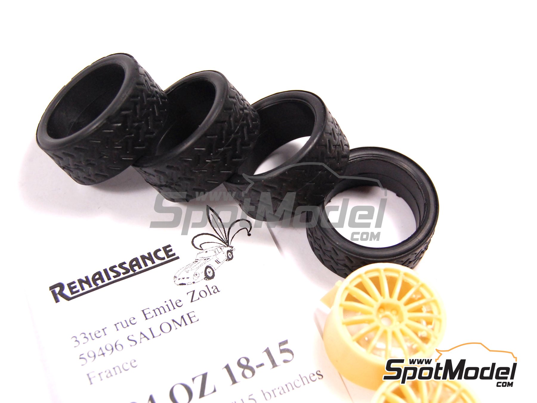 Image 3: Llantas OZ 18 pulgadas 15 radios con neumaticos de rally | Set de llantas y neum&aacute;ticos en escala&nbsp;1/24 fabricado por Renaissance Models (ref.&nbsp;24OZ18-15)