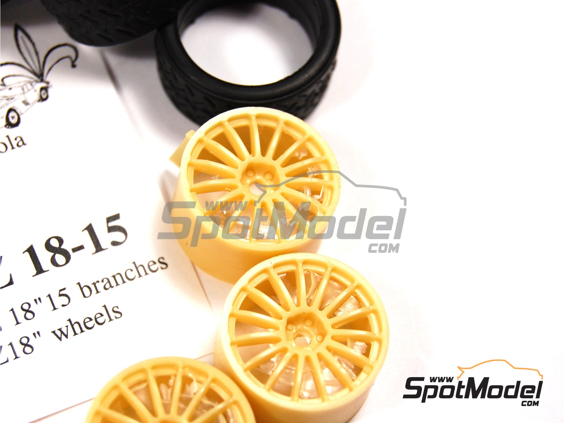 Image 8: Llantas OZ 18 pulgadas 15 radios con neumaticos de rally | Set de llantas y neum&aacute;ticos en escala&nbsp;1/24 fabricado por Renaissance Models (ref.&nbsp;24OZ18-15)