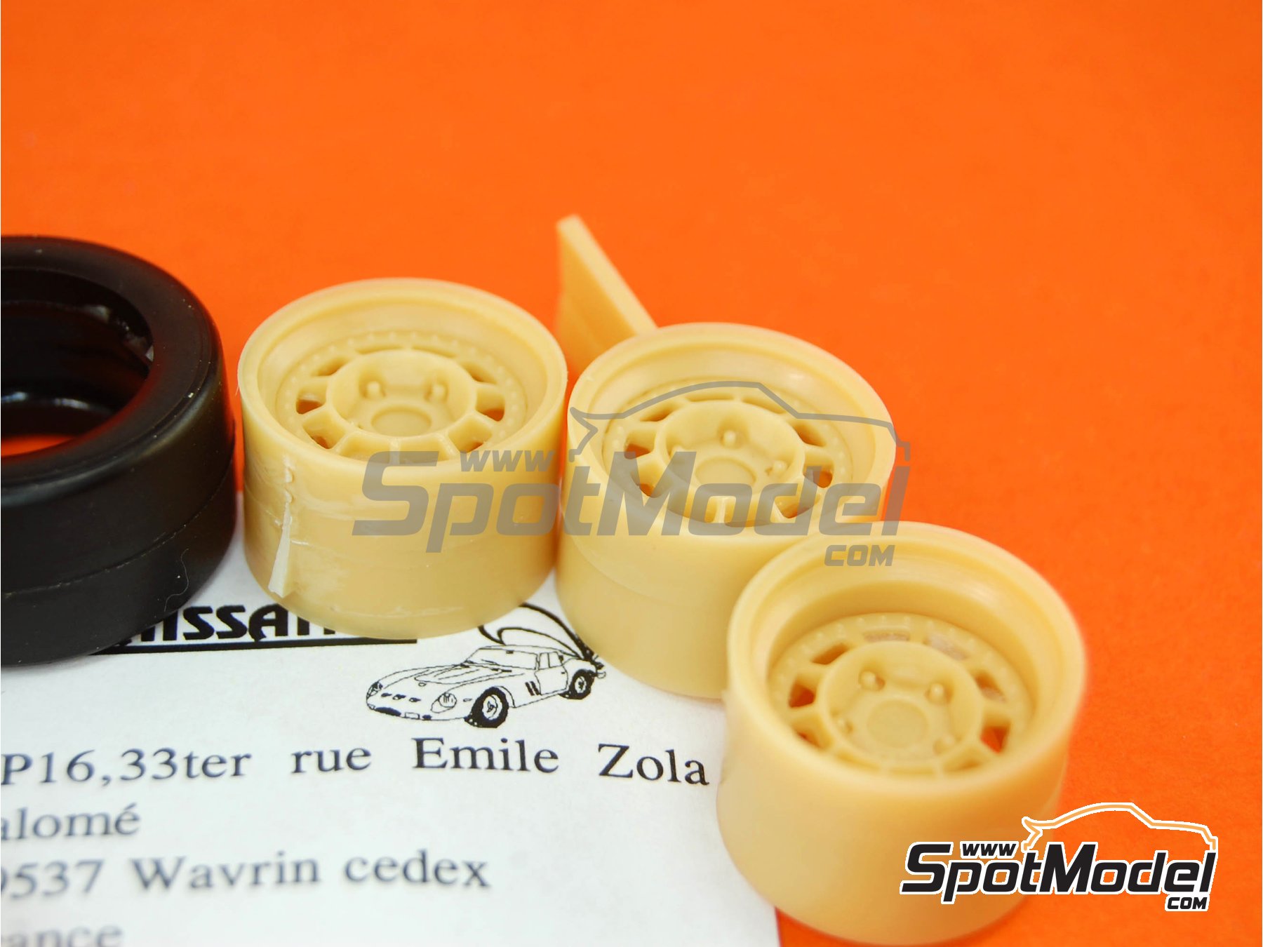 Image 3: Gotti PLS para Porsche 911 SC Grupo 4 | Set de llantas y neumáticos en escala 1/24 fabricado por Renaissance Models (ref. 24PLS)