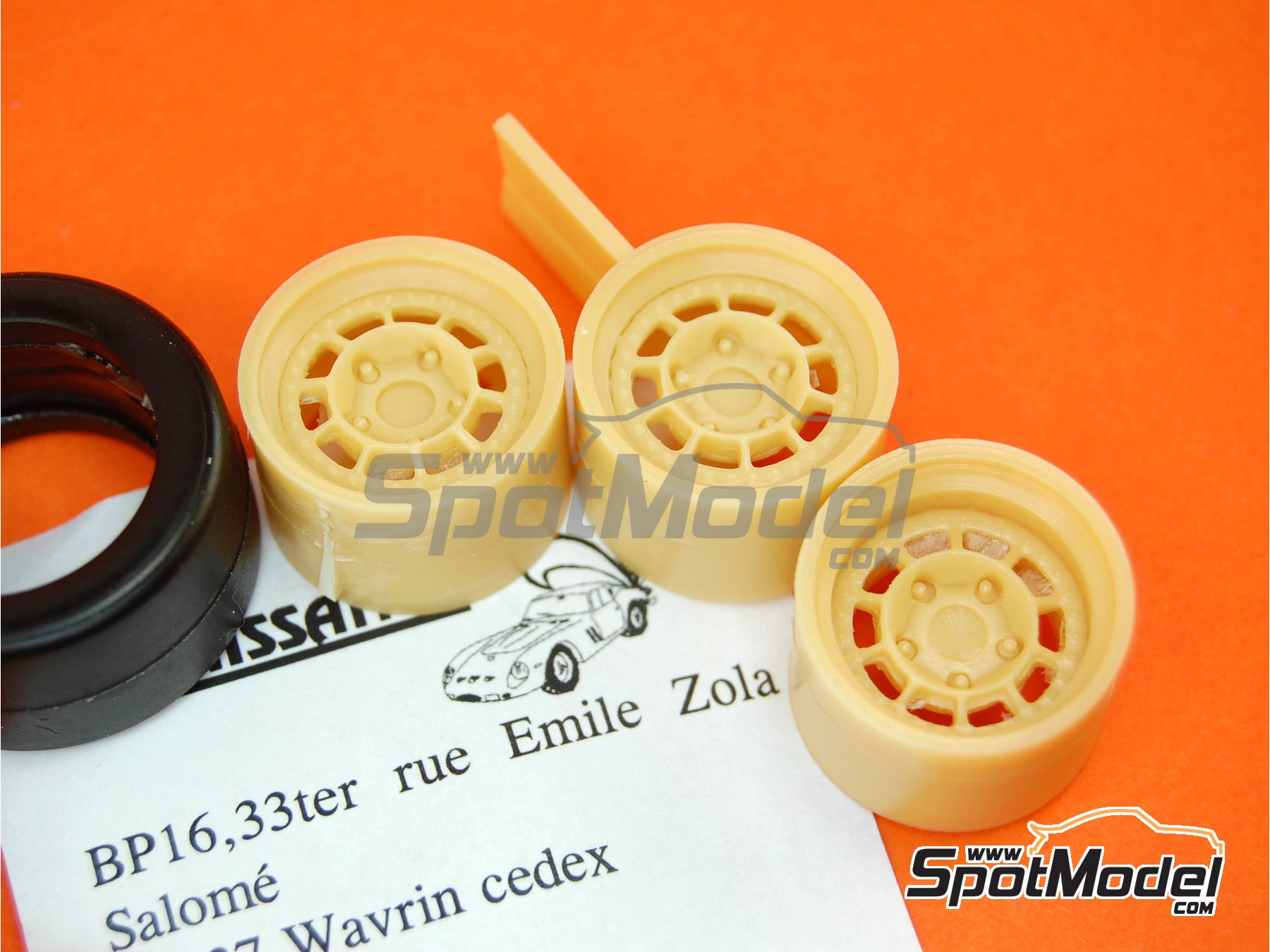 Image 4: Gotti PLS para Porsche 911 SC Grupo 4 | Set de llantas y neumáticos en escala 1/24 fabricado por Renaissance Models (ref. 24PLS)