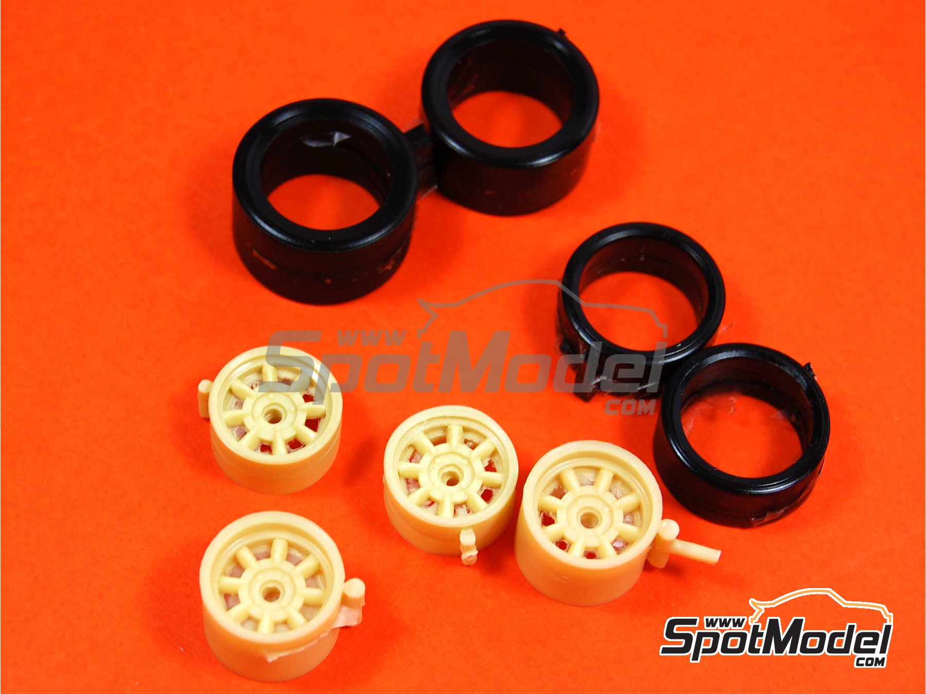 Image 2: Gotti-Minilite | Rims and tyres set in 1/24 scale manufactured by Renaissance Models (ref.&nbsp;24R5T)