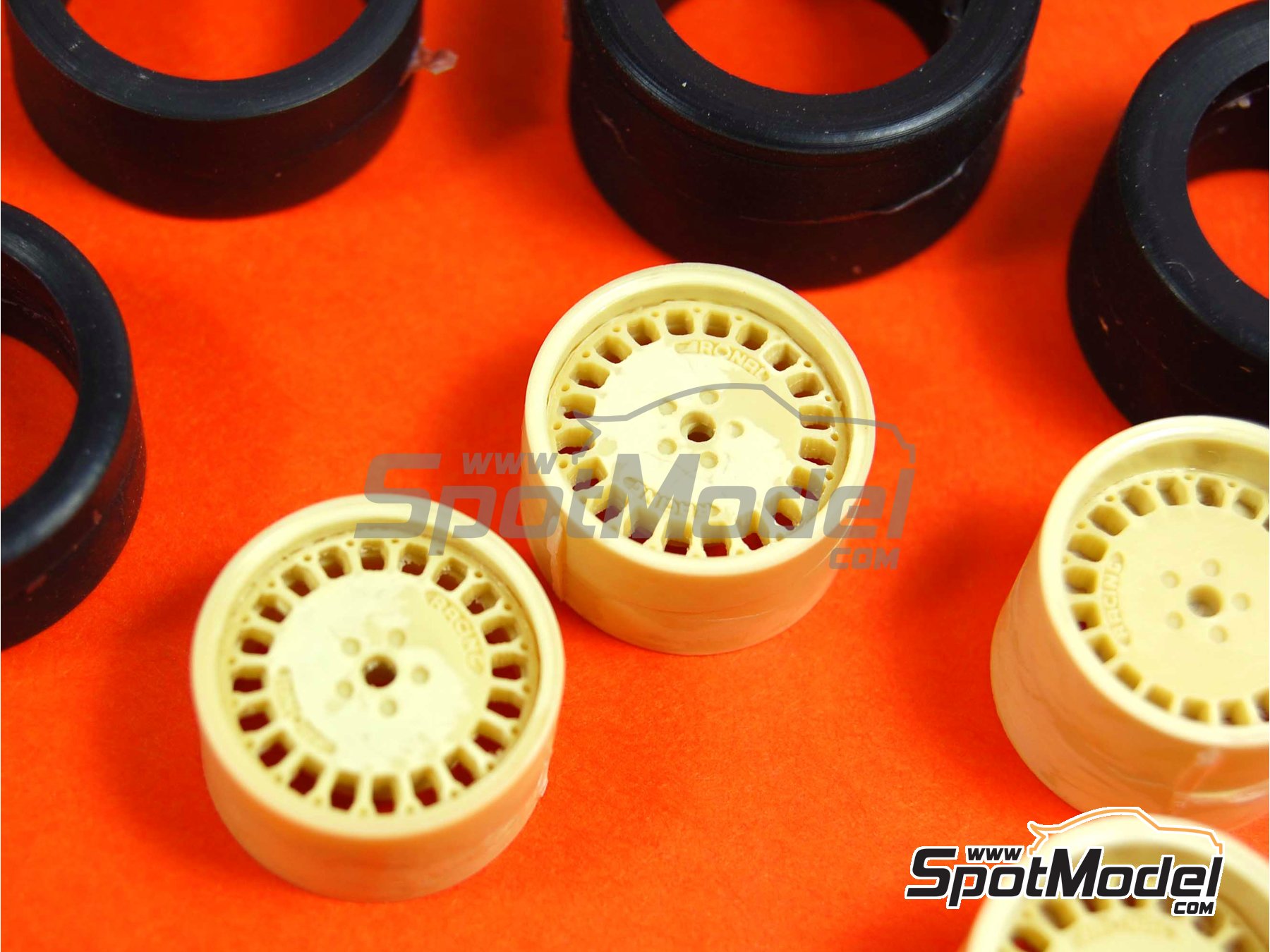 Image 2: Ronal with slicks | Rims and tyres set in 1/24 scale manufactured by Renaissance Models (ref.&nbsp;24RON)