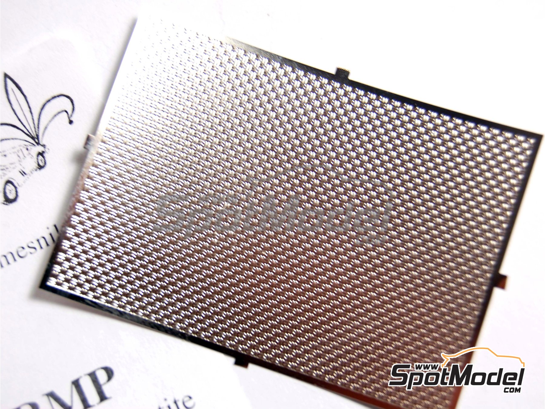 Image 3: Anti slip plate with small pattern | Engraved plate in 1/43 scale manufactured by Renaissance Models (ref.&nbsp;LARMP)