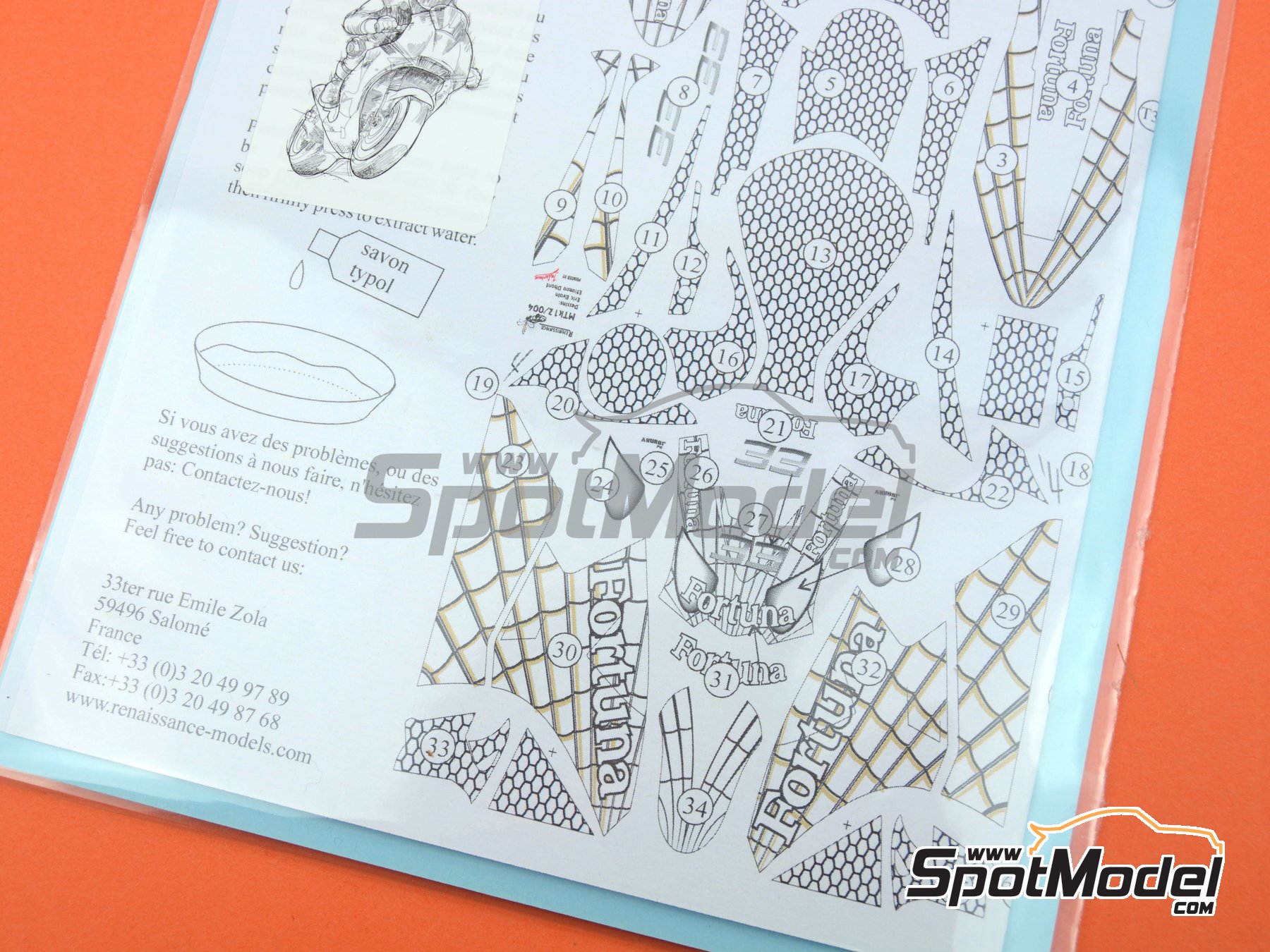 Image 10: Yamaha YZR-M1 Tech 3 Team sponsored by Spiderman Fortuna - Portuguese Moto GP Grand Prix 2004 | Marking / livery in 1/12 scale manufactured by Renaissance Models (ref. MTK12-004A)