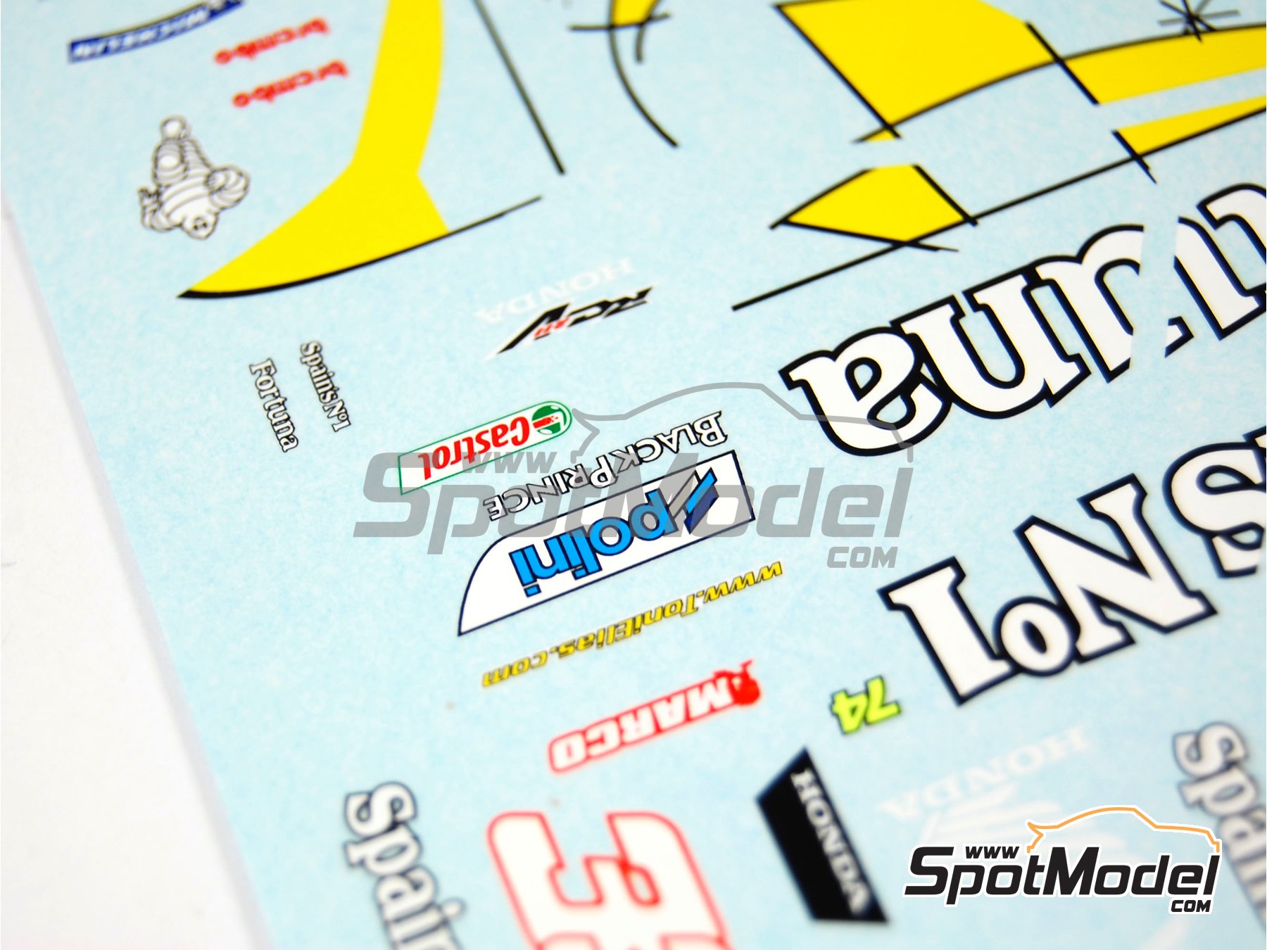 Image 12: Honda RC211V Equipo Gresini Racing patrocinado por Fortuna "Spain's number 1" - Campeonato del Mundo de Moto GP 2006 | Decoraci&oacute;n en escala&nbsp;1/12 fabricado por Renaissance Models (ref.&nbsp;MTK12-026, tambien MTK12/026)