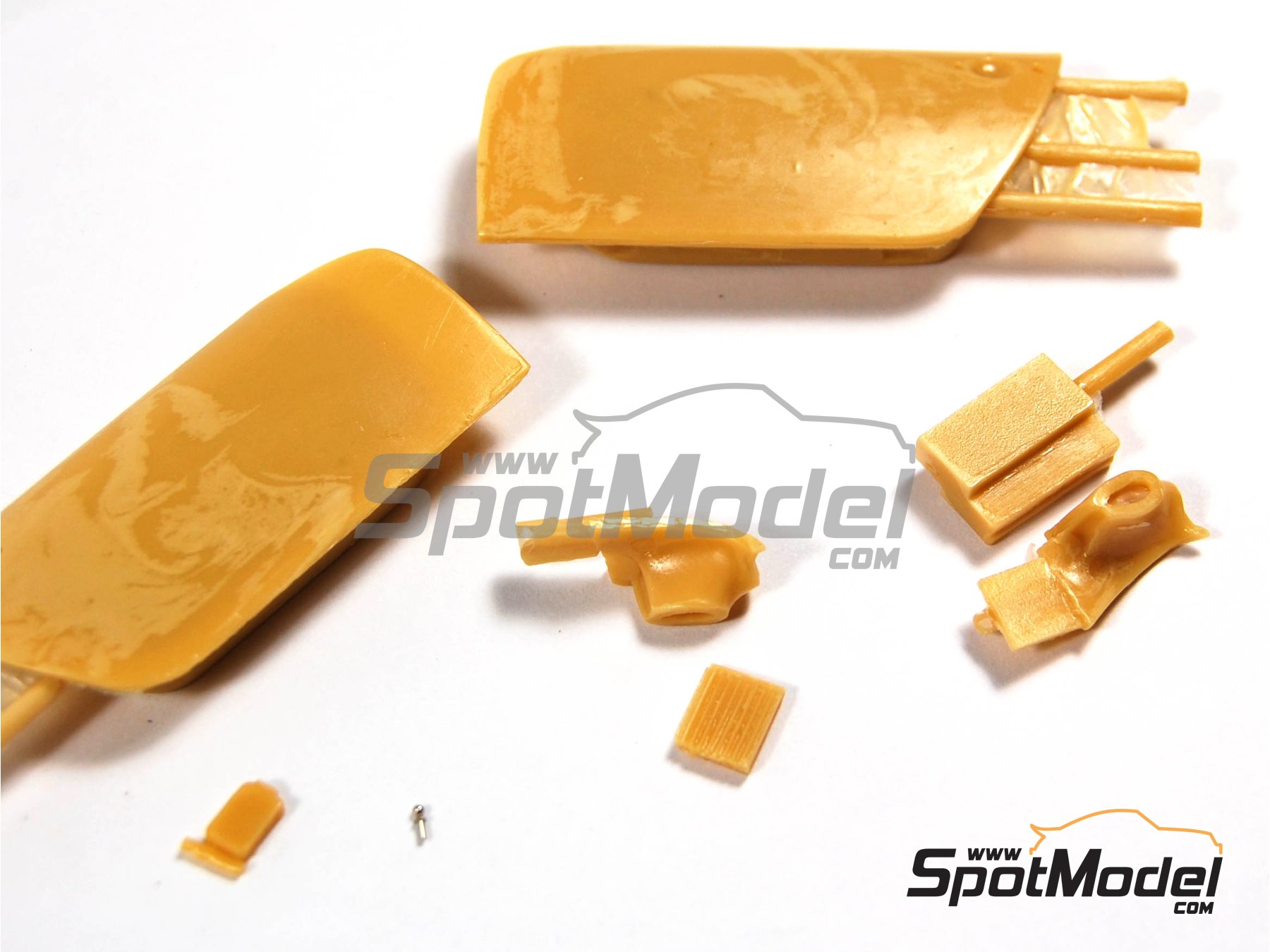 Image 7: Porsche 911 GT1 - Doors | Transkit in 1/24 scale manufactured by Renaissance Models (ref.&nbsp;TK24-003, also TK24/003)