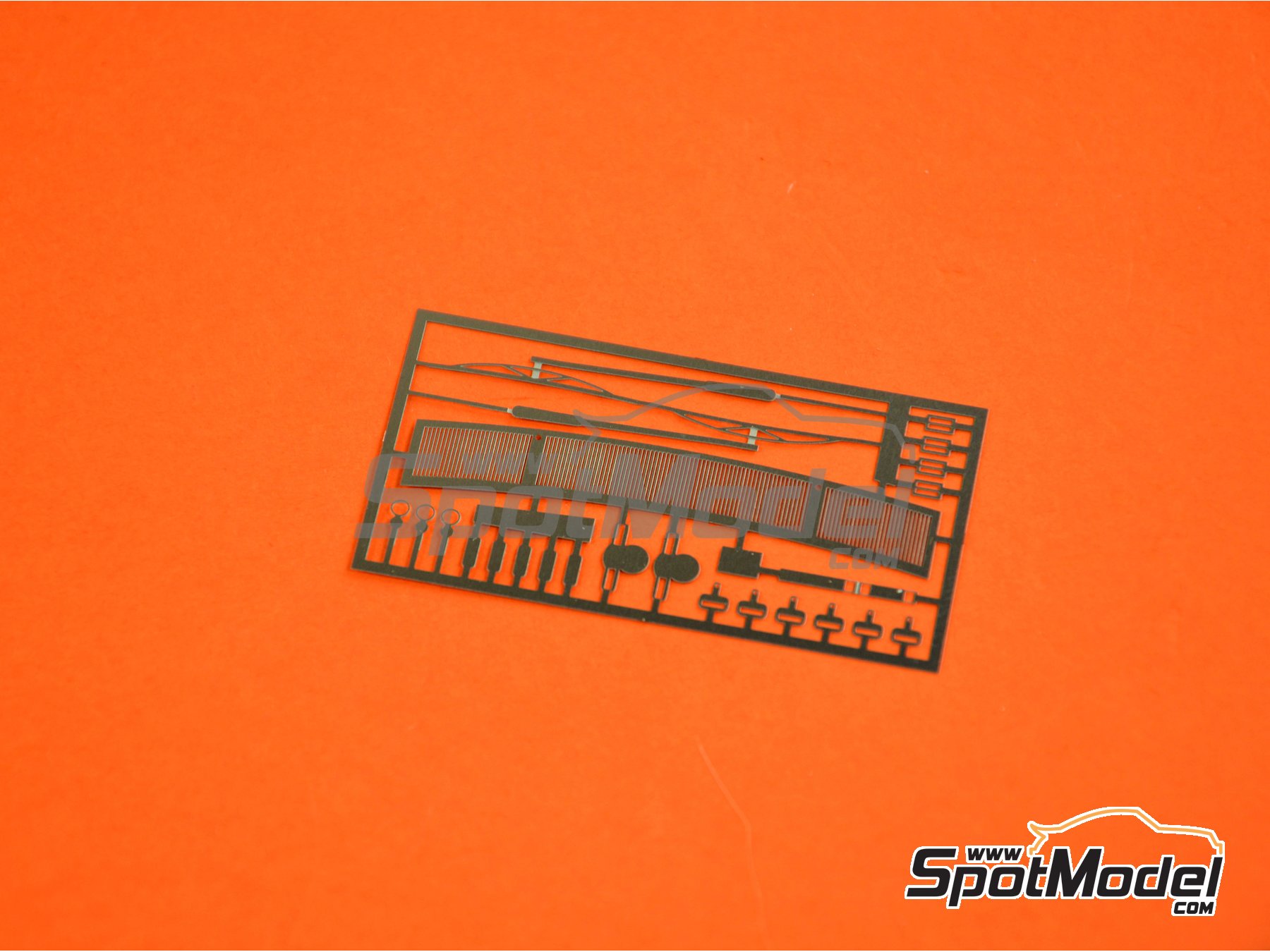 Image 2: Audi Quattro Group B Equipo Audi Team patrocinado por HB International - Rally de Monte Carlo - Rallye Automobile de Monte-Carlo 1984 | Decoración en escala 1/24 fabricado por Renaissance Models (ref. TK24-046, tambien TK24/046)