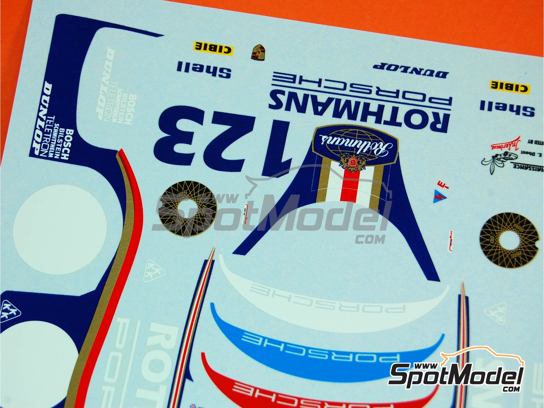 Image 4: Porsche 956 patrocinado por Rothmans - 24 Horas de Le Mans 1982 | Decoraci&oacute;n en escala&nbsp;1/24 fabricado por Renaissance Models (ref.&nbsp;TK24-088, tambien TK24/088)