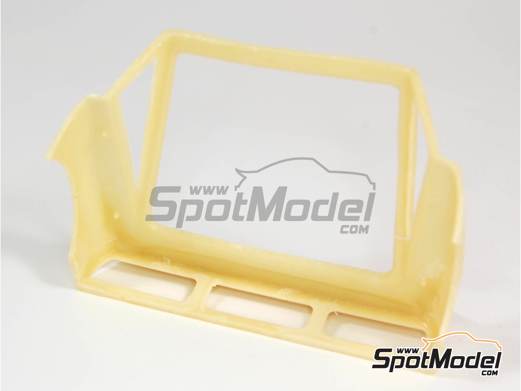 Image 2: Lancia 037 Rally capot | Transkit en escala 1/24 fabricado por Renaissance Models (ref. TK24-093, tambien TK24/093)