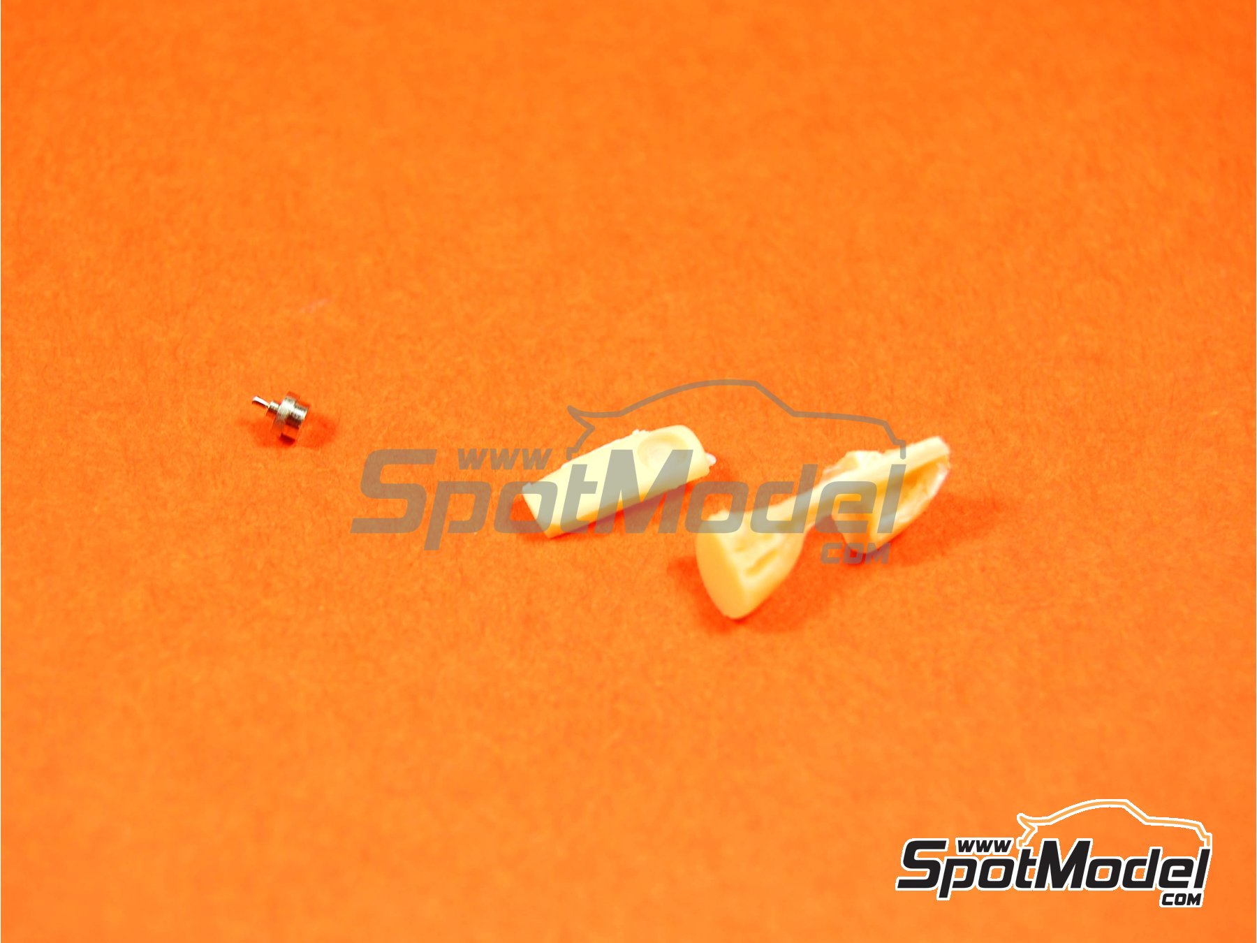 Image 17: Mitsubishi Lancer Evo VII patrocinado por Marlboro Ralli Art - Rally de Monte Carlo - Rallye Automobile de Monte-Carlo 2002 | Decoraci&oacute;n en escala&nbsp;1/24 fabricado por Renaissance Models (ref.&nbsp;TK24-130, tambien TK24/130)