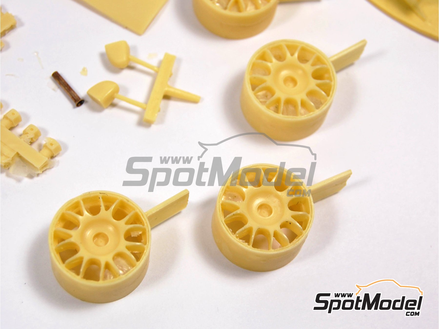 Image 7: Ferrari 360 Modena GT Racing | Transkit en escala 1/24 fabricado por Renaissance Models (ref. TK24-174, tambien TK24/174)