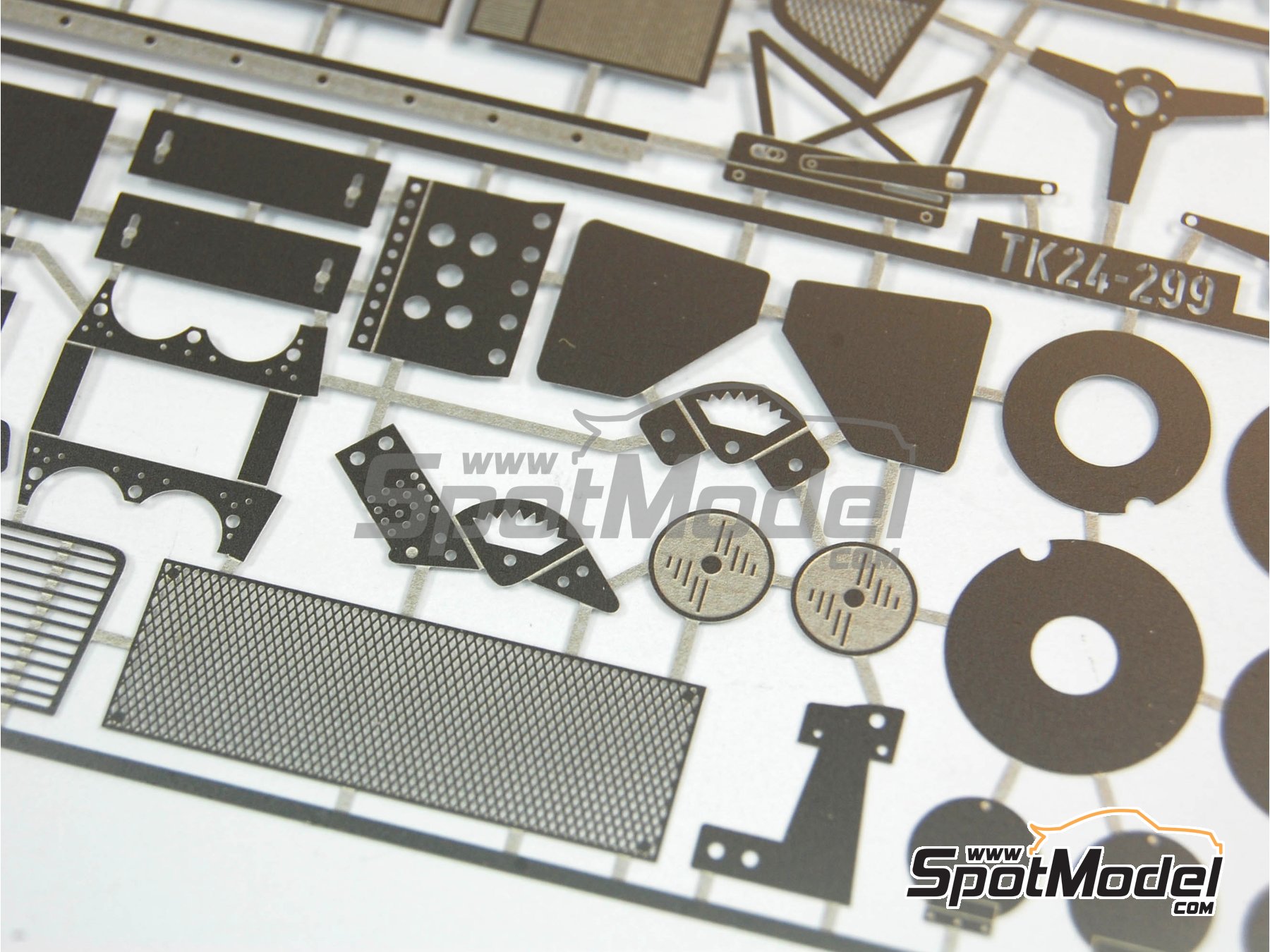 Image 2: Porsche 935/78 Moby Dick | Set de mejora y detallado en escala&nbsp;1/24 fabricado por Renaissance Models (ref.&nbsp;TK24-299, tambien TK24/299)