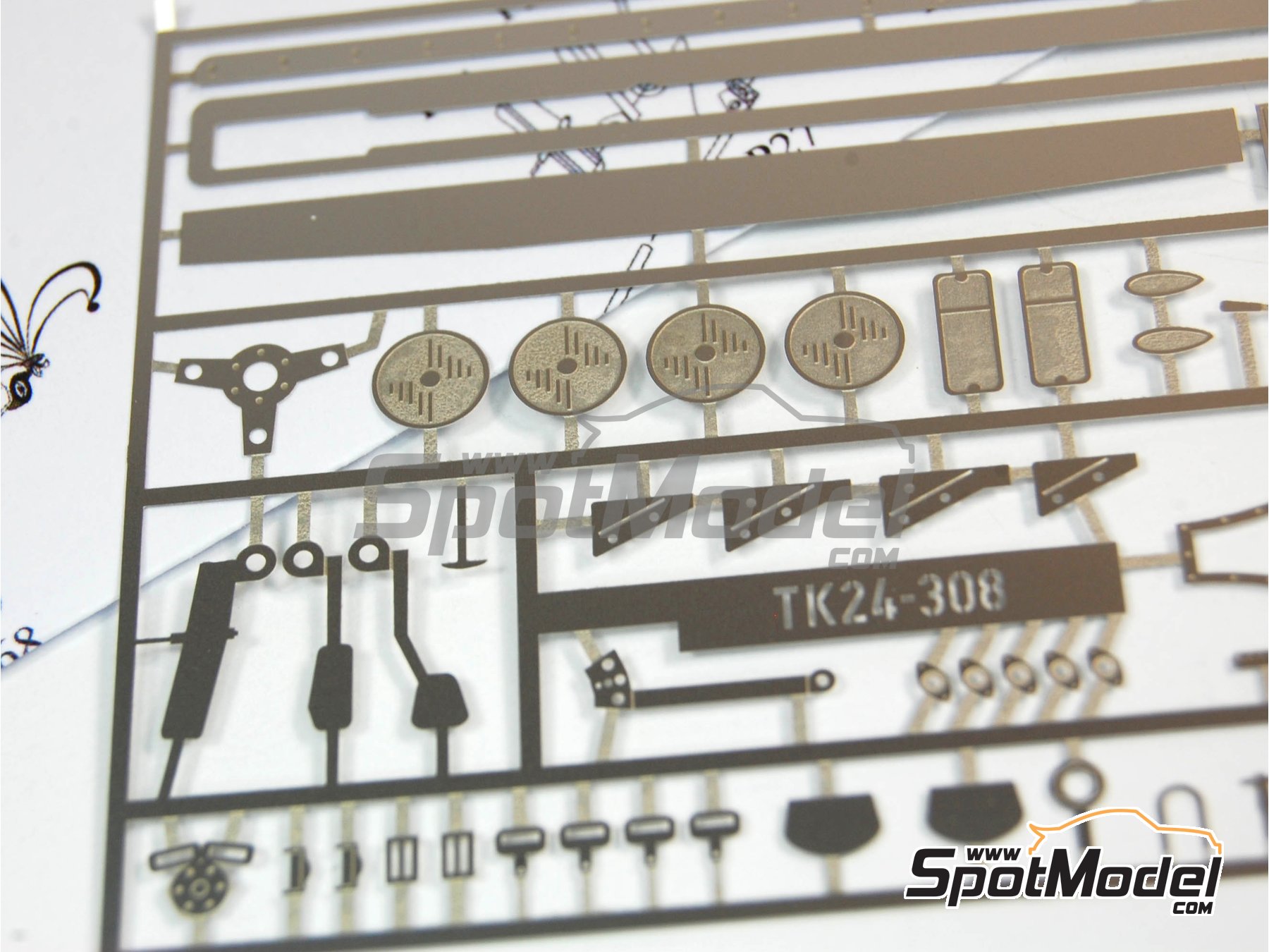 Image 3: Porsche 936 -  1978 | Set de mejora y detallado en escala&nbsp;1/24 fabricado por Renaissance Models (ref.&nbsp;TK24-308, tambien TK24/308)