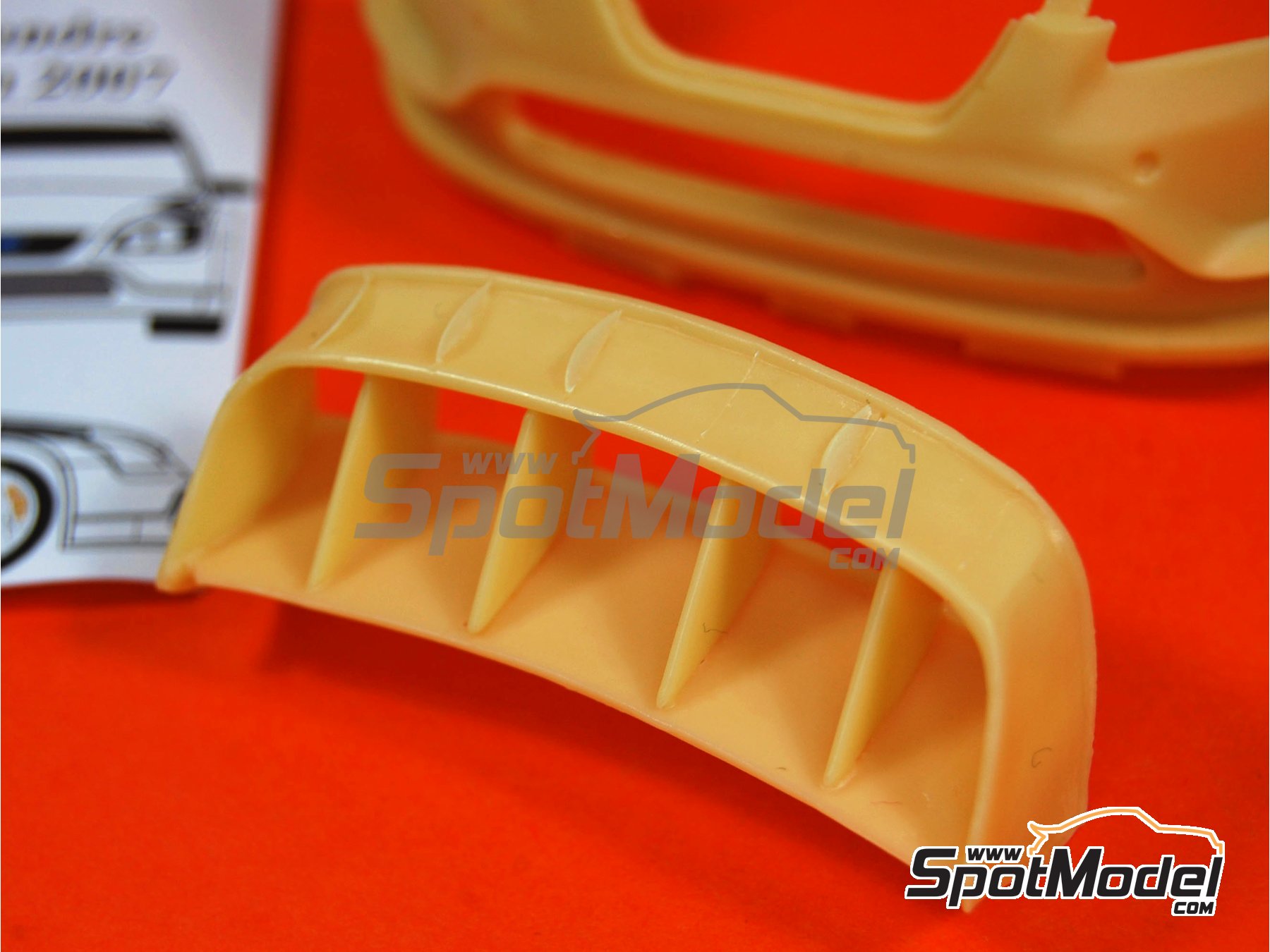 Image 3: Ford Focus WRC RS07 -  2007 | Transkit en escala 1/24 fabricado por Renaissance Models (ref. TK24-310, tambien TK24/310)