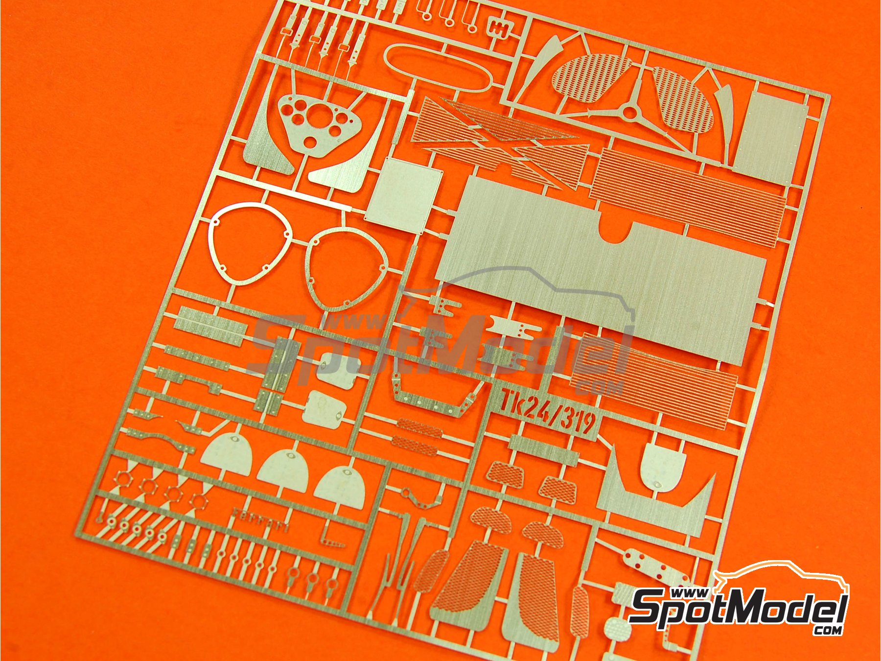 Image 1: Ferrari 250 GTO -  1962 and 1963 | Detail up set in 1/24 scale manufactured by Renaissance Models (ref.&nbsp;TK24-319, also TK24/319)