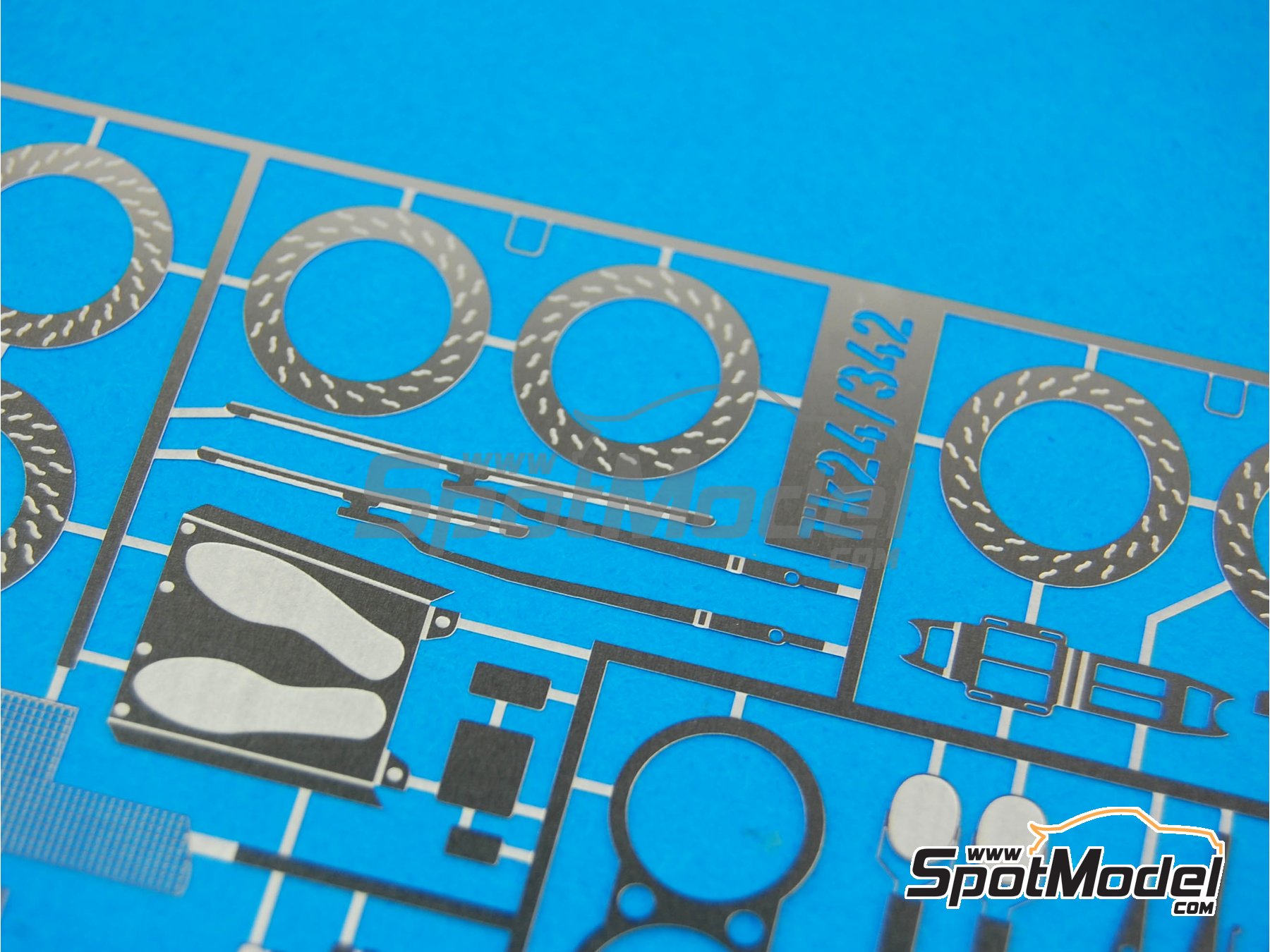 Image 6: Citroen DS3 WRC | Set de mejora y detallado en escala 1/24 fabricado por Renaissance Models (ref. TK24-342, tambien TK24/342)