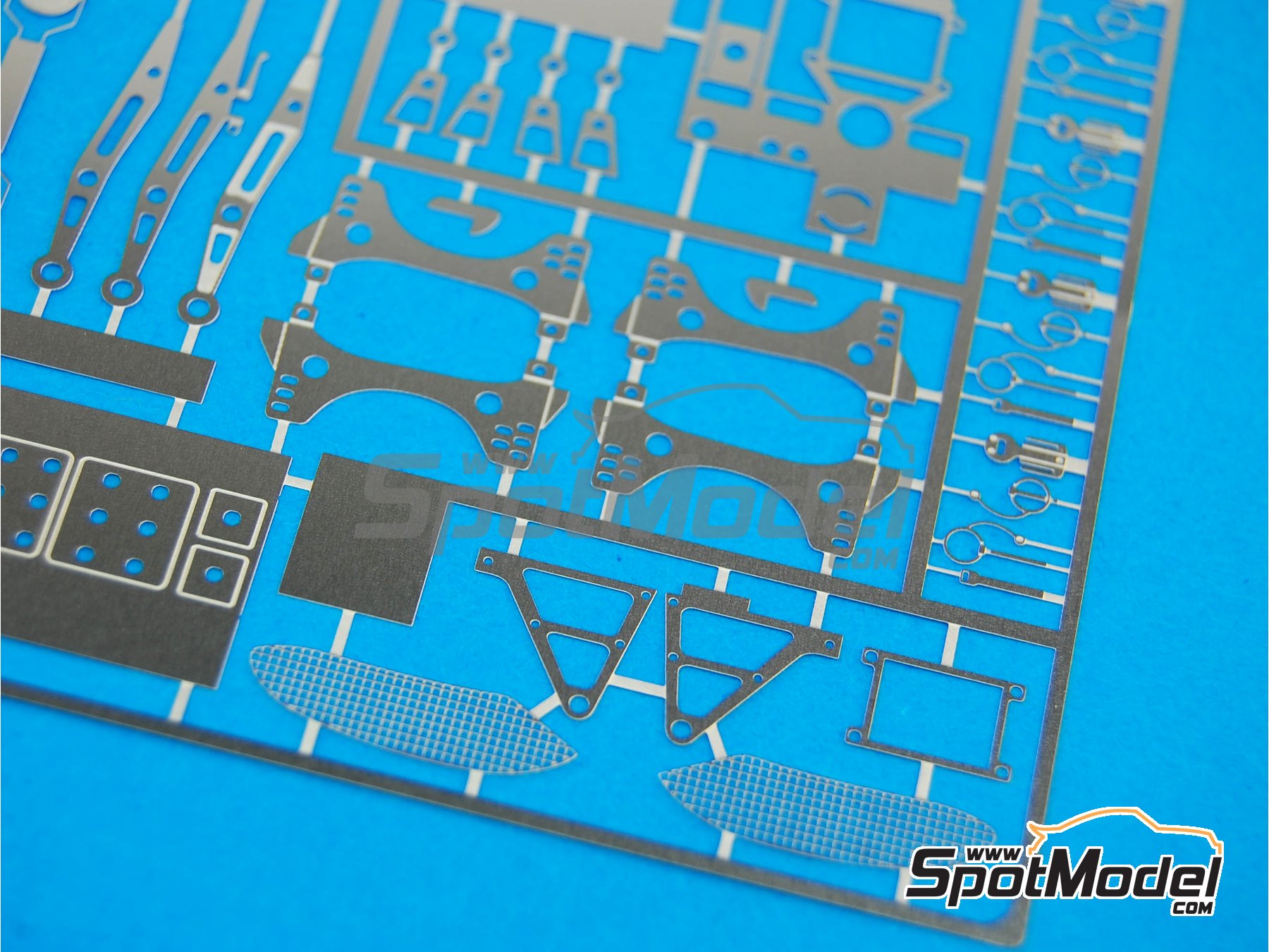 Image 8: Citroen DS3 WRC | Set de mejora y detallado en escala 1/24 fabricado por Renaissance Models (ref. TK24-342, tambien TK24/342)
