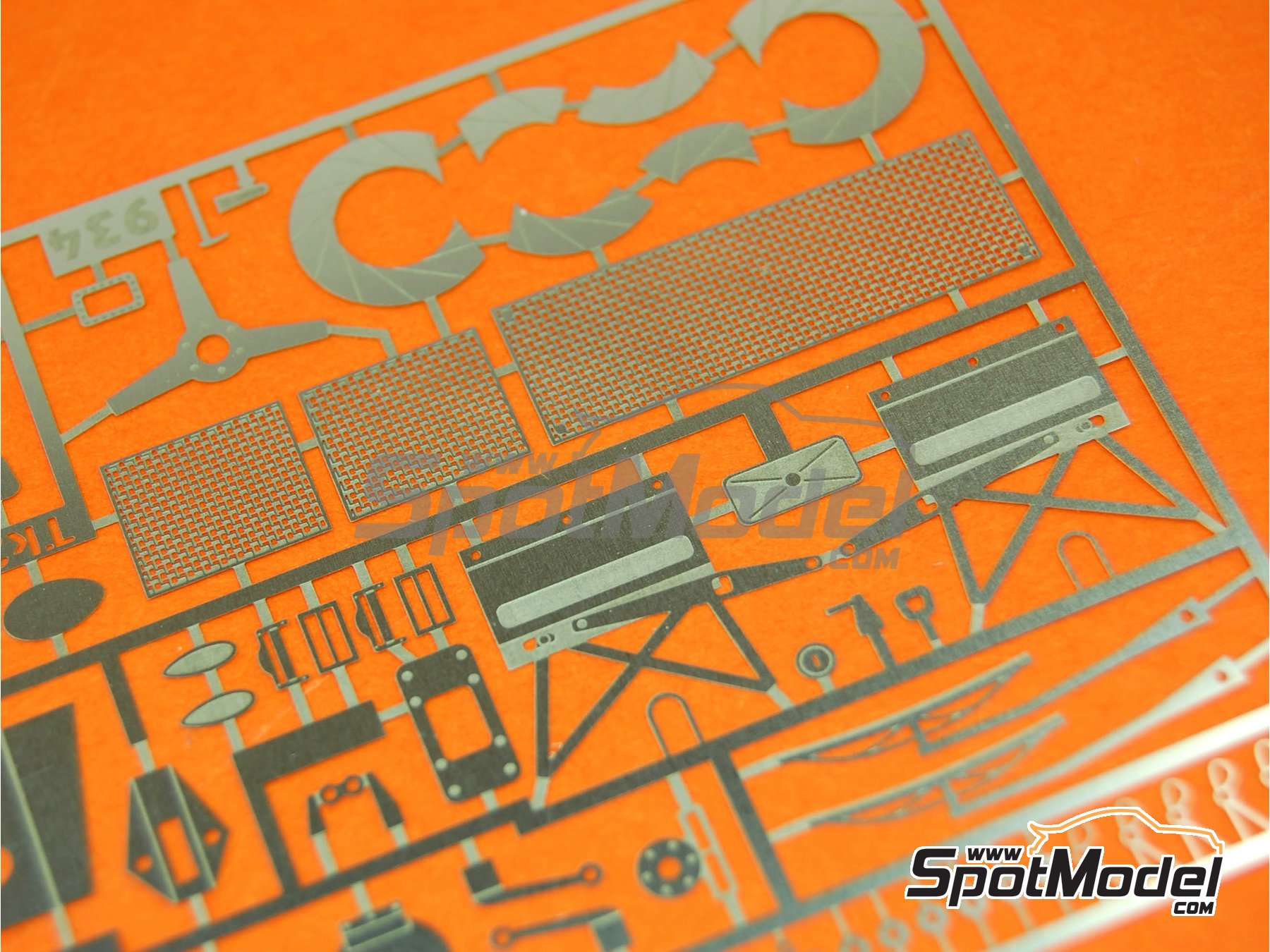 Image 2: Porsche 934 Turbo RSR Group 4 | Detail up set in 1/24 scale manufactured by Renaissance Models (ref.&nbsp;TK24-375, also TK24/375)