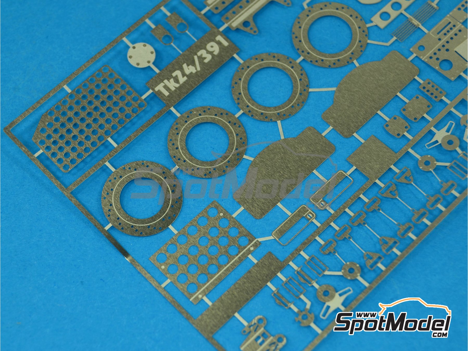 Image 6: Toyota Celica GT-Four ST165 | Set de mejora y detallado en escala 1/24 fabricado por Renaissance Models (ref. TK24-391, tambien TK24/391)