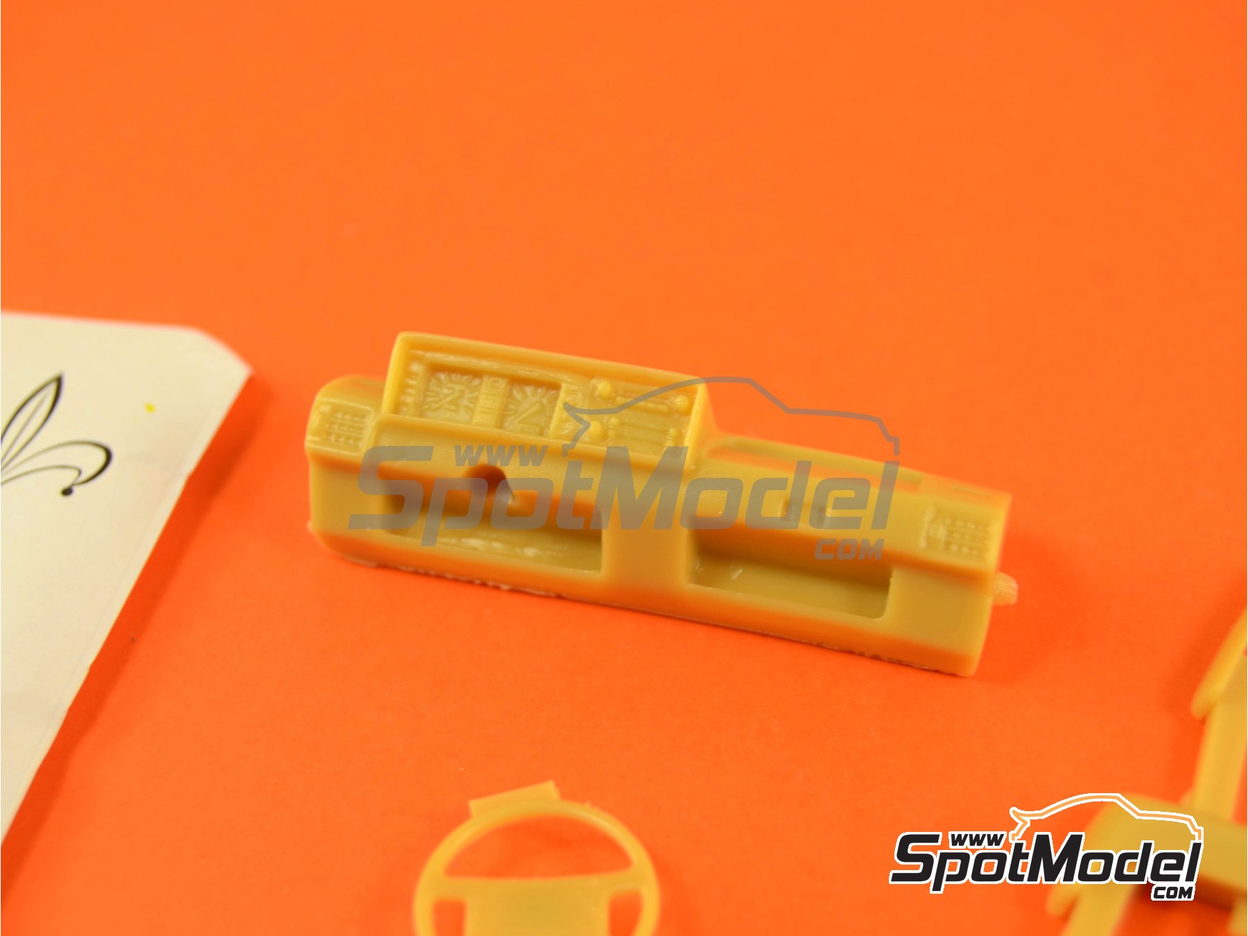 Image 2: Volkswagen Golf Mk I GTI | Transkit en escala&nbsp;1/24 fabricado por Renaissance Models (ref.&nbsp;TK24-413, tambien TK24/413)