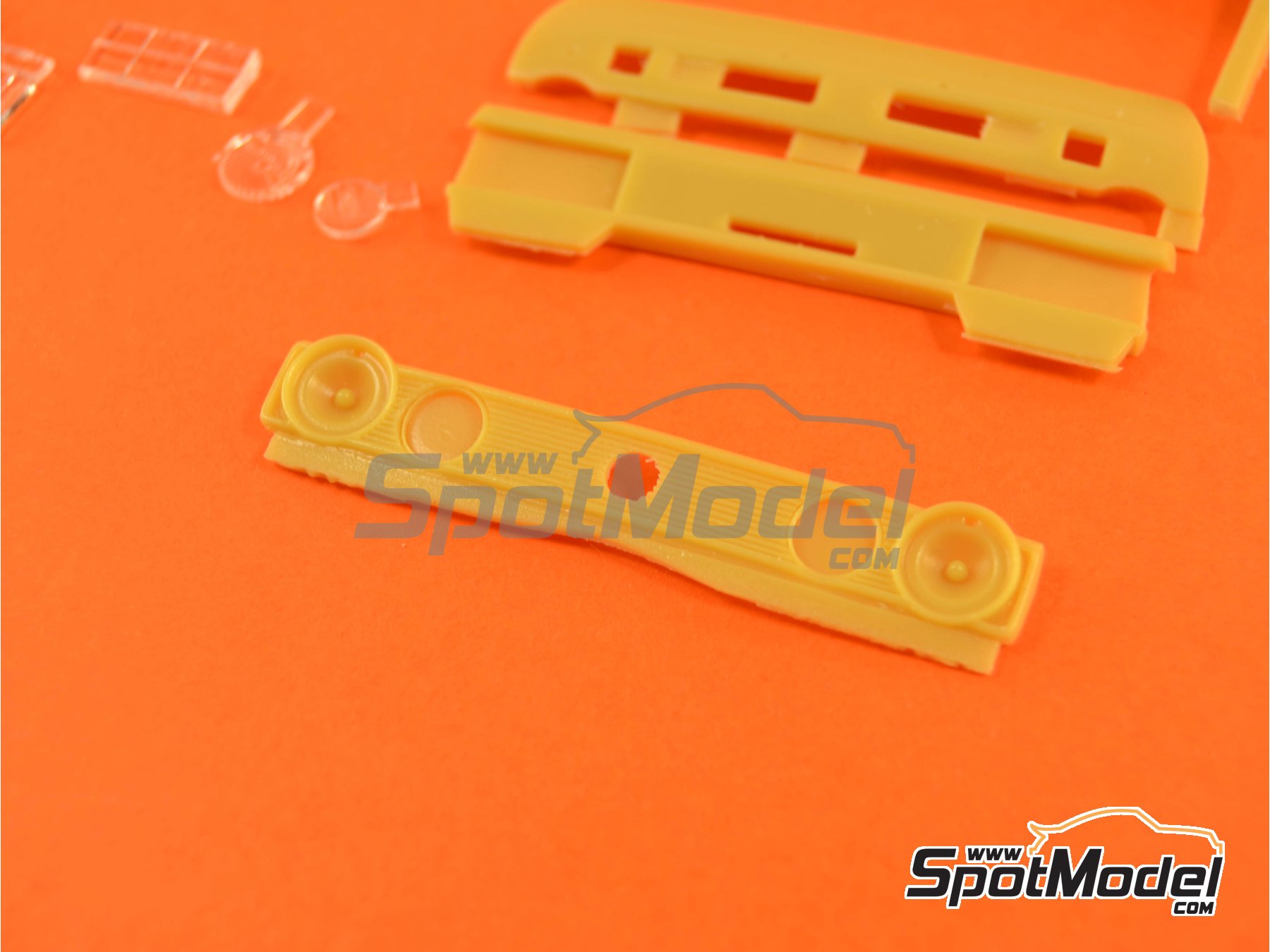 Image 7: Volkswagen Golf Mk I GTI | Transkit en escala&nbsp;1/24 fabricado por Renaissance Models (ref.&nbsp;TK24-413, tambien TK24/413)