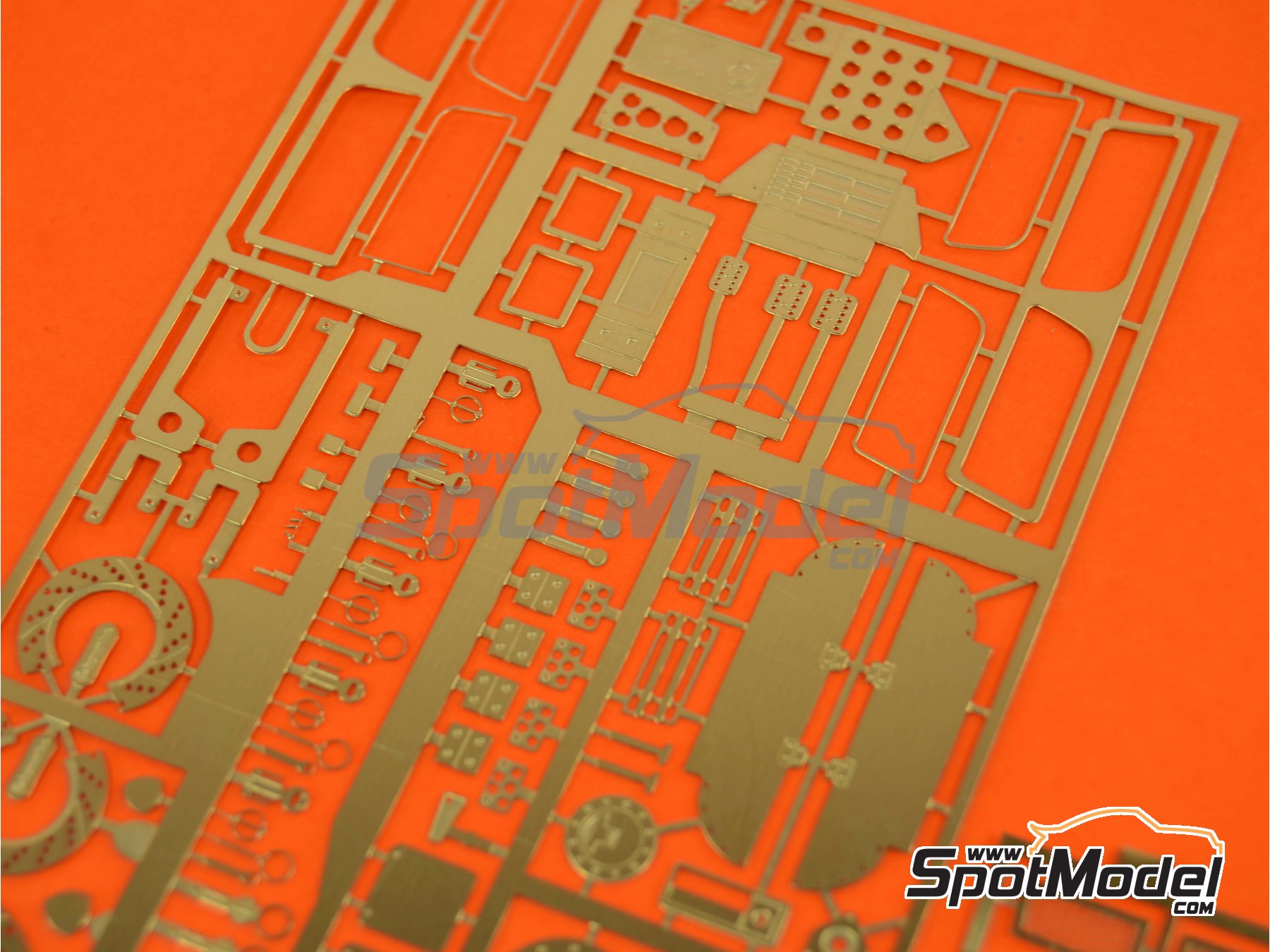 Image 1: Lancia Super Delta Deltona HF Integrale | Set de mejora y detallado en escala 1/24 fabricado por Renaissance Models (ref. TK24-415, tambien TK24/415)