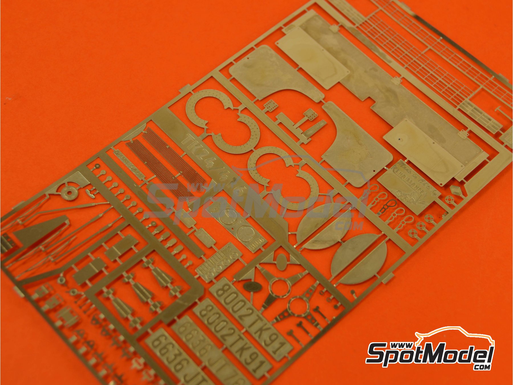 Image 2: Renault 5 Alpine Grupo 2 | Set de mejora y detallado en escala&nbsp;1/24 fabricado por Renaissance Models (ref.&nbsp;TK24-416, tambien TK24/416)