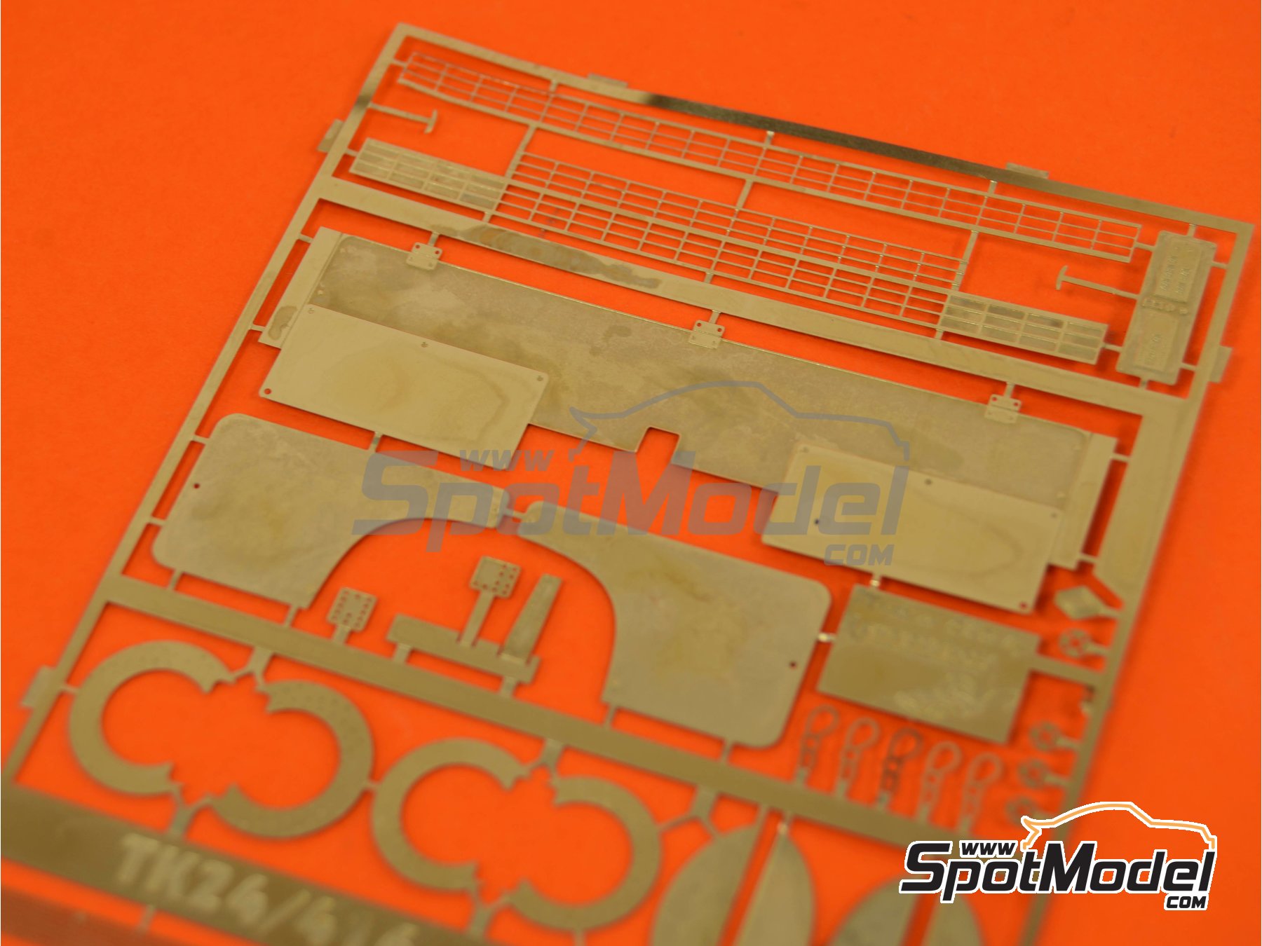 Image 3: Renault 5 Alpine Grupo 2 | Set de mejora y detallado en escala&nbsp;1/24 fabricado por Renaissance Models (ref.&nbsp;TK24-416, tambien TK24/416)