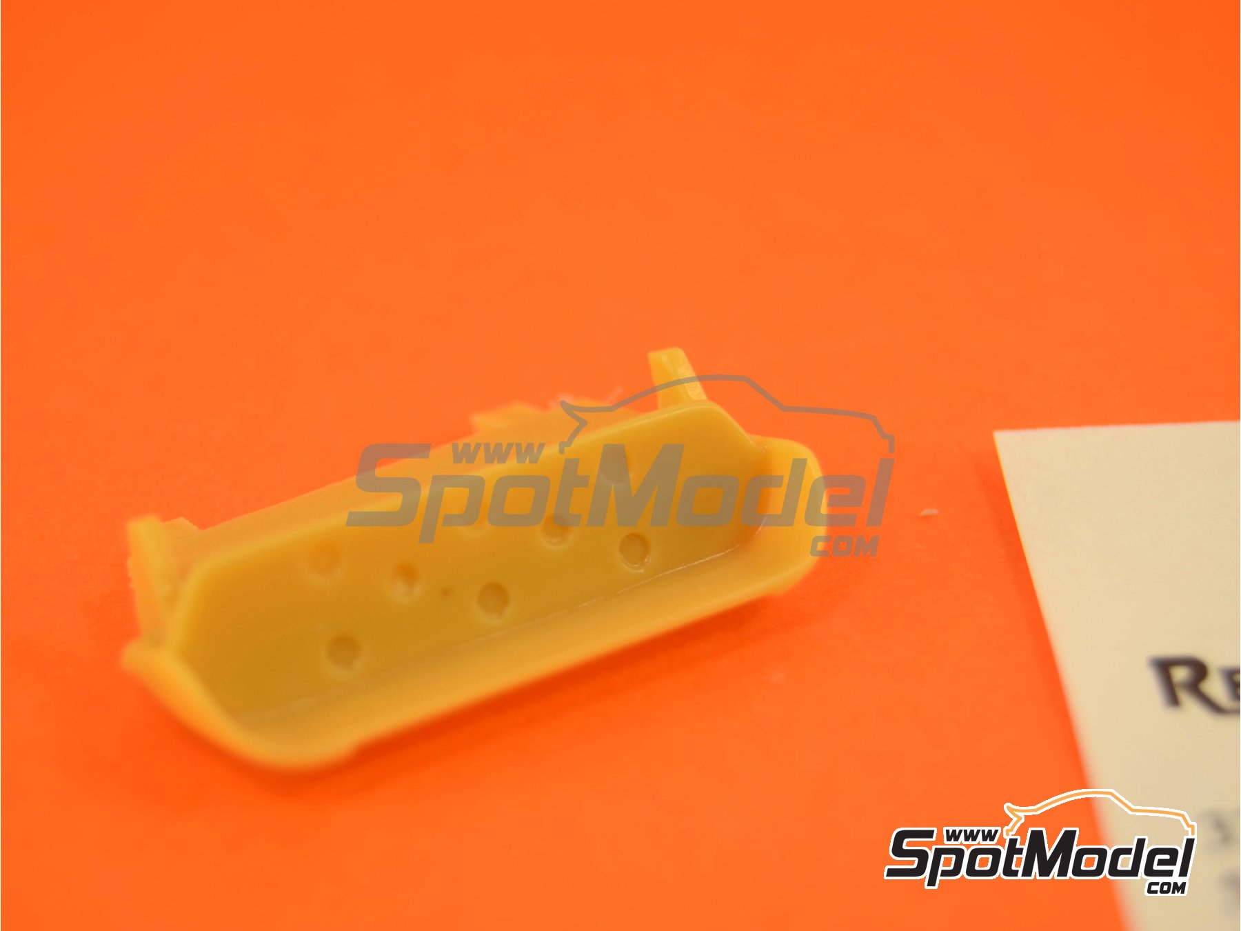 Image 2: Lancia Super Delta Deltona HF | Rampa de luces en escala 1/24 fabricado por Renaissance Models (ref. TK24-420, tambien TK24/420)