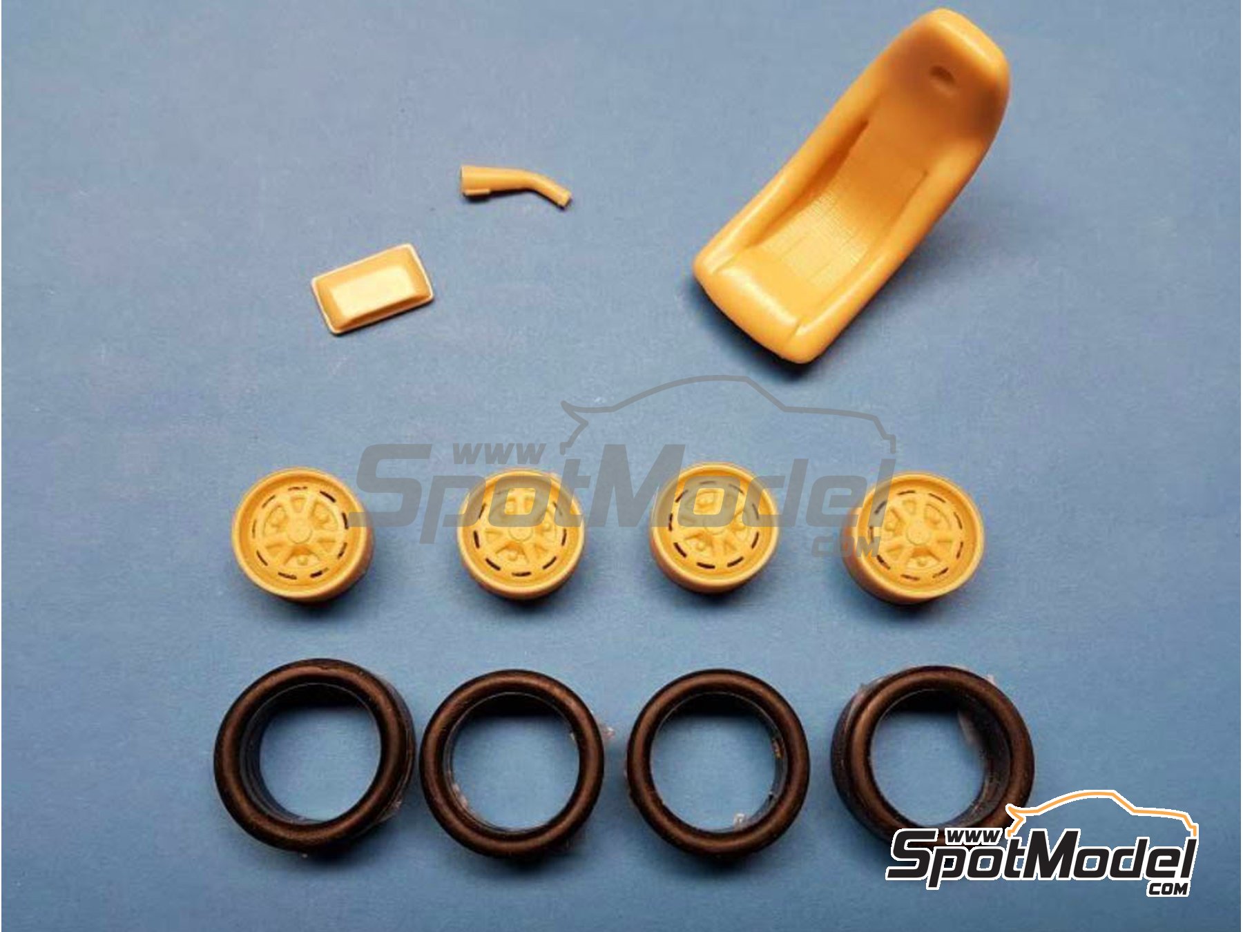 Image 1: Renault R5 Coupe | Transkit in 1/24 scale manufactured by Renaissance Models (ref.&nbsp;TK24-448)