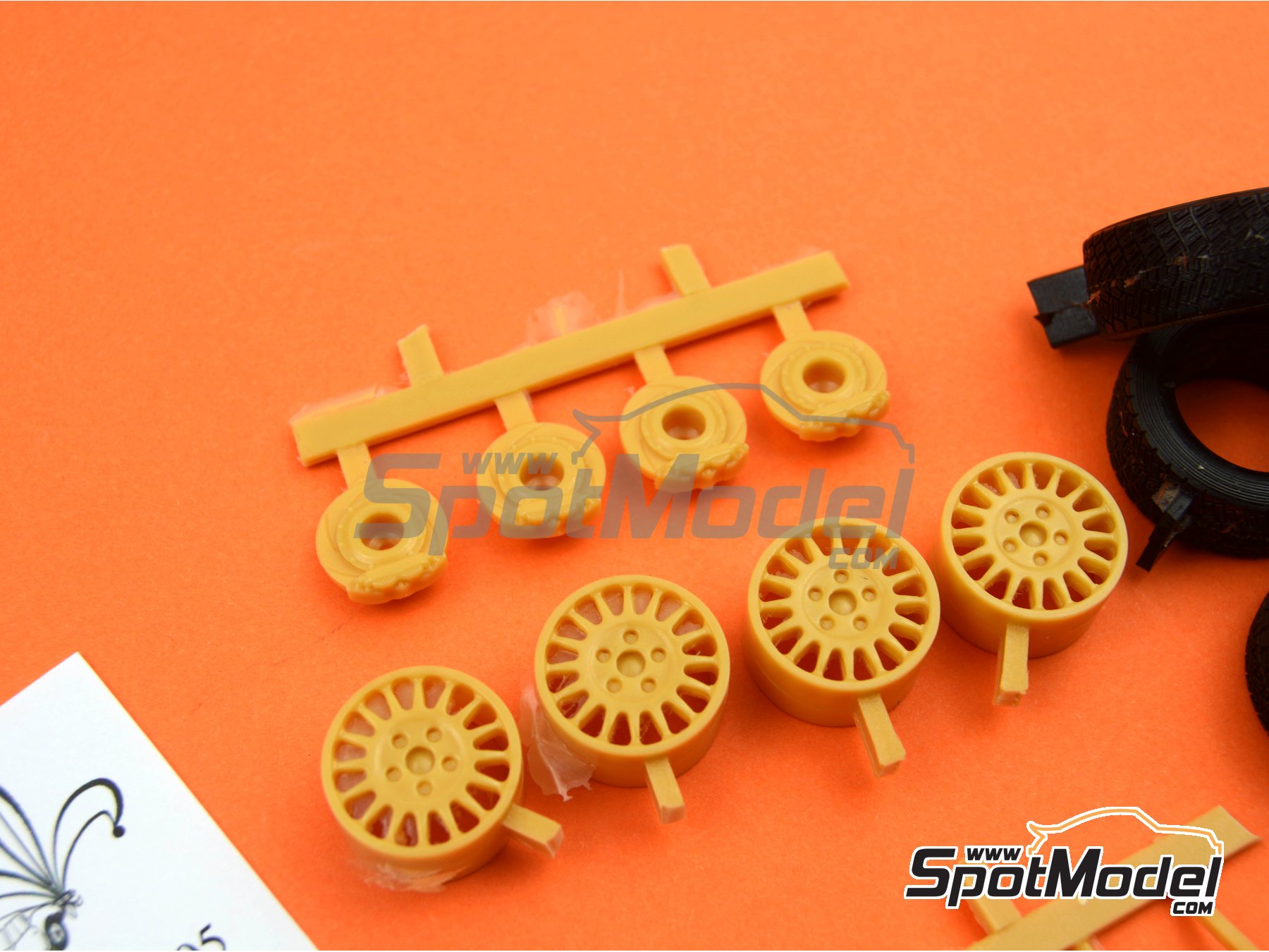 Image 4: Volkswagen Polo WRC - configuraci&oacute;n de grava | Set de conversi&oacute;n a tierra en escala&nbsp;1/24 fabricado por Renaissance Models (ref.&nbsp;TK24-456, tambien TK24/456)