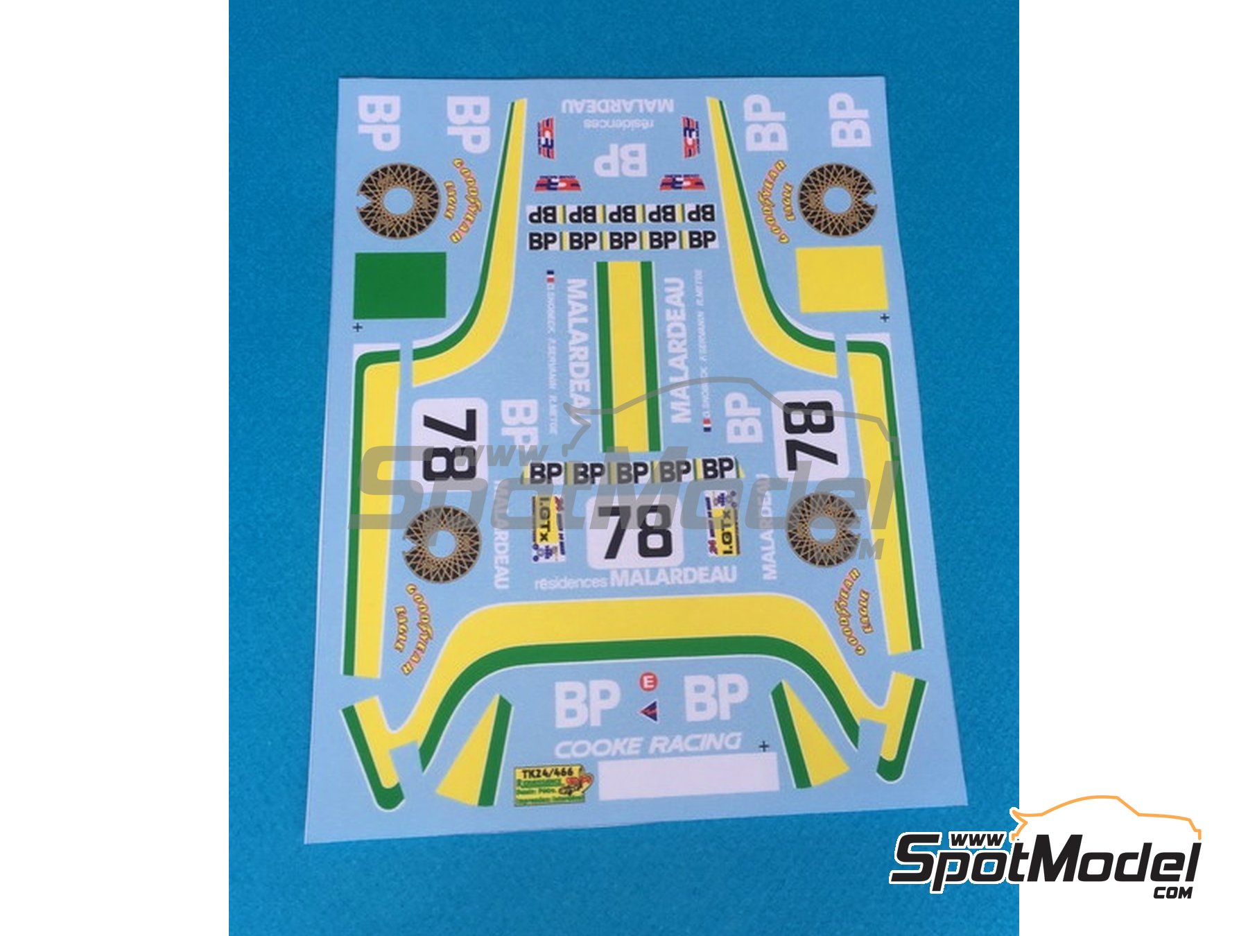 Image 1: Porsche 935 Kremer K3 Equipo Cooke Racing patrocinado por BP Malardeau - 24 Horas de Le Mans 1982 | Decoraci&oacute;n en escala&nbsp;1/24 fabricado por Renaissance Models (ref.&nbsp;TK24-466, tambien TK24/466)