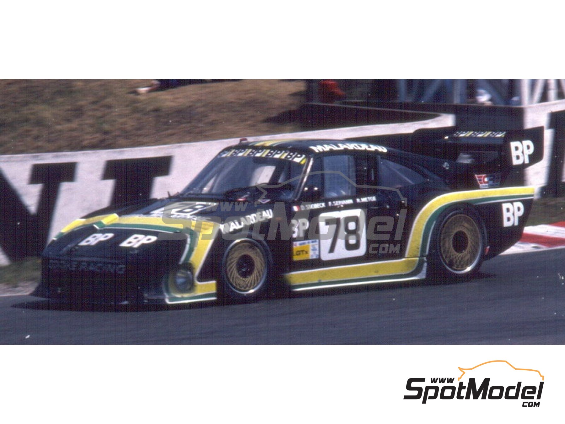 Image 2: Porsche 935 Kremer K3 Equipo Cooke Racing patrocinado por BP Malardeau - 24 Horas de Le Mans 1982 | Decoraci&oacute;n en escala&nbsp;1/24 fabricado por Renaissance Models (ref.&nbsp;TK24-466, tambien TK24/466)