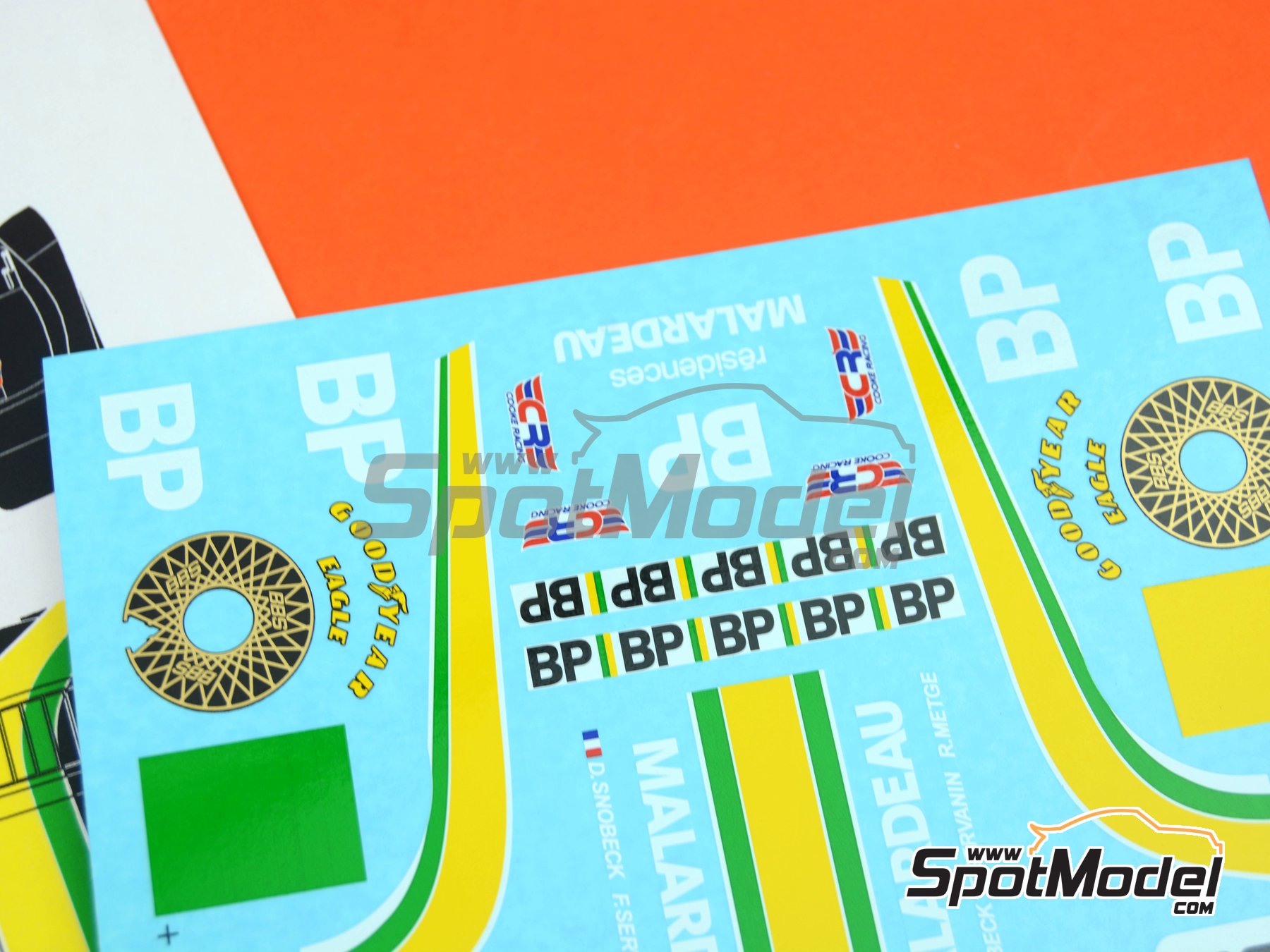 Image 6: Porsche 935 Kremer K3 Equipo Cooke Racing patrocinado por BP Malardeau - 24 Horas de Le Mans 1982 | Decoraci&oacute;n en escala&nbsp;1/24 fabricado por Renaissance Models (ref.&nbsp;TK24-466, tambien TK24/466)