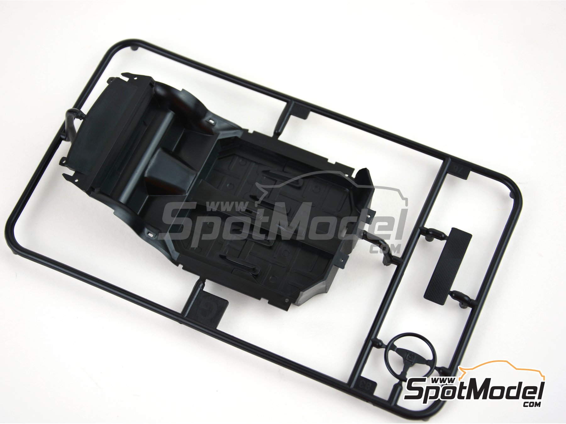 Image 6: Porsche 934 Turbo RSR Group 4 Max Moritz Team sponsored by J&auml;germeister - European GT Championship, N&uuml;rburgring 300 Kilometres 1976 | Car scale model kit in 1/24 scale manufactured by Revell (ref.&nbsp;REV07031, also 4009803070315 and 07031)