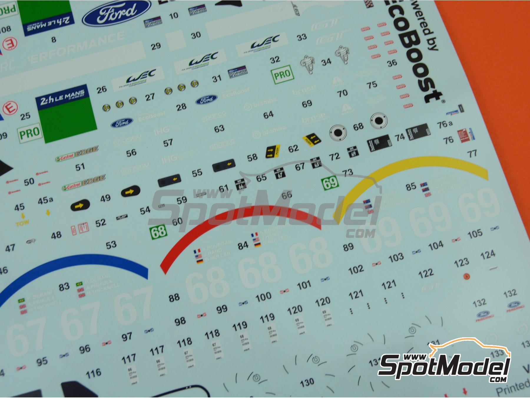 Image 17: Ford GT Ford Chip Ganassi Racing Team - 24 Hours Le Mans 2017 | Car scale model kit in 1/24 scale manufactured by Revell (ref.&nbsp;REV07041, also 4009803070414, 07041 and 85-4418)