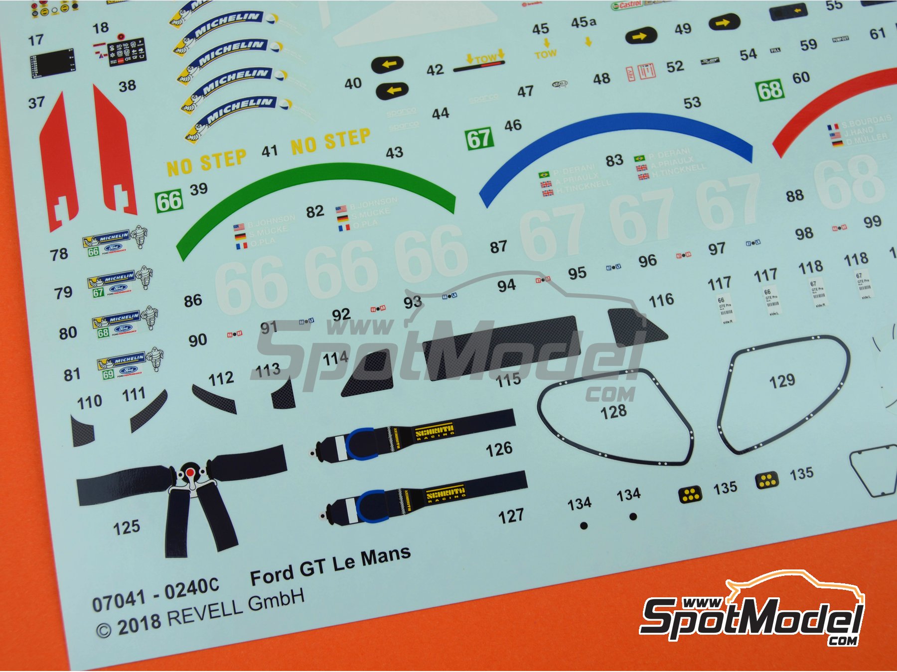 Image 19: Ford GT Ford Chip Ganassi Racing Team - 24 Hours Le Mans 2017 | Car scale model kit in 1/24 scale manufactured by Revell (ref.&nbsp;REV07041, also 4009803070414, 07041 and 85-4418)
