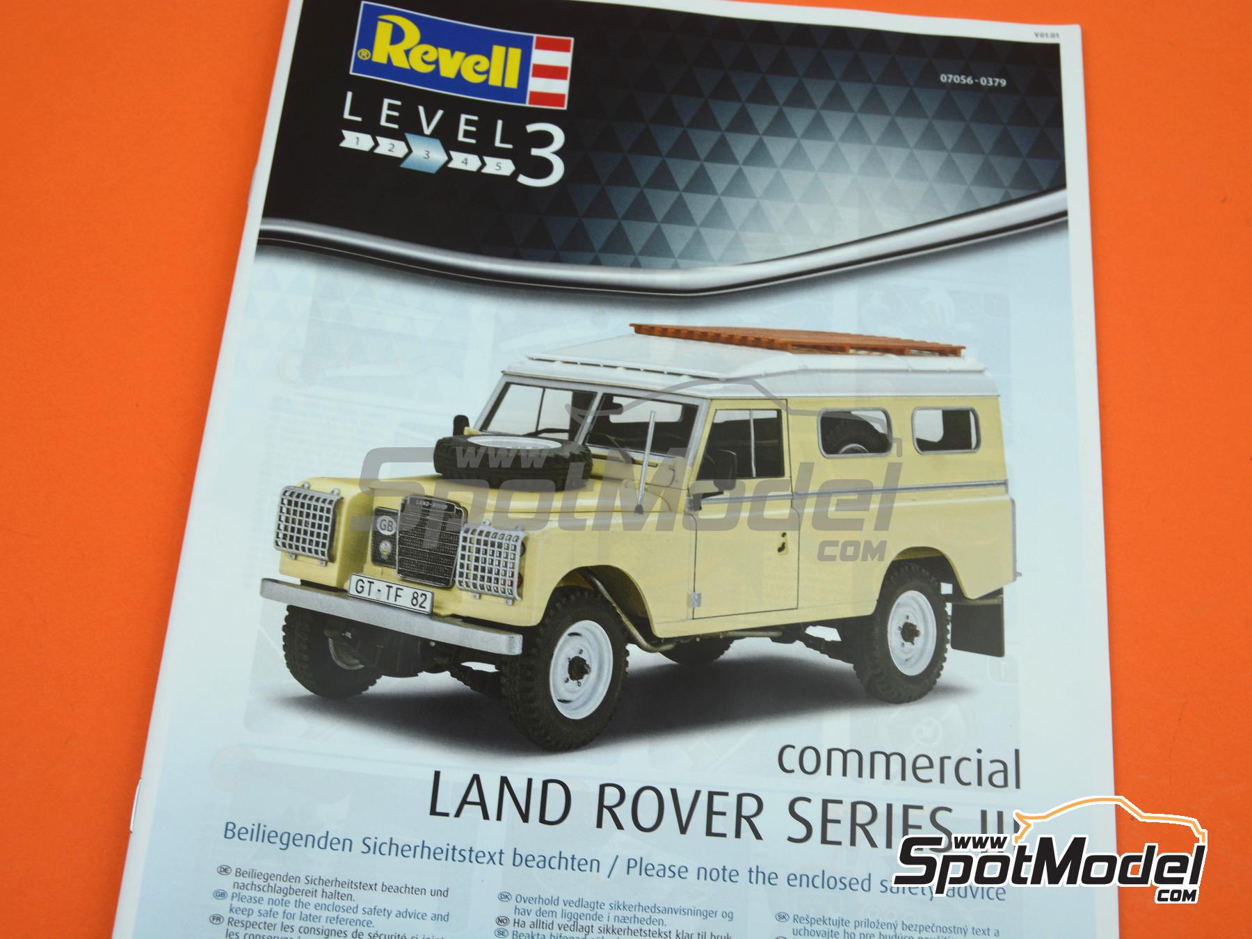 Revell Monogram Germany 07056 Land Rover Series III LWB (Commercial) 1:24