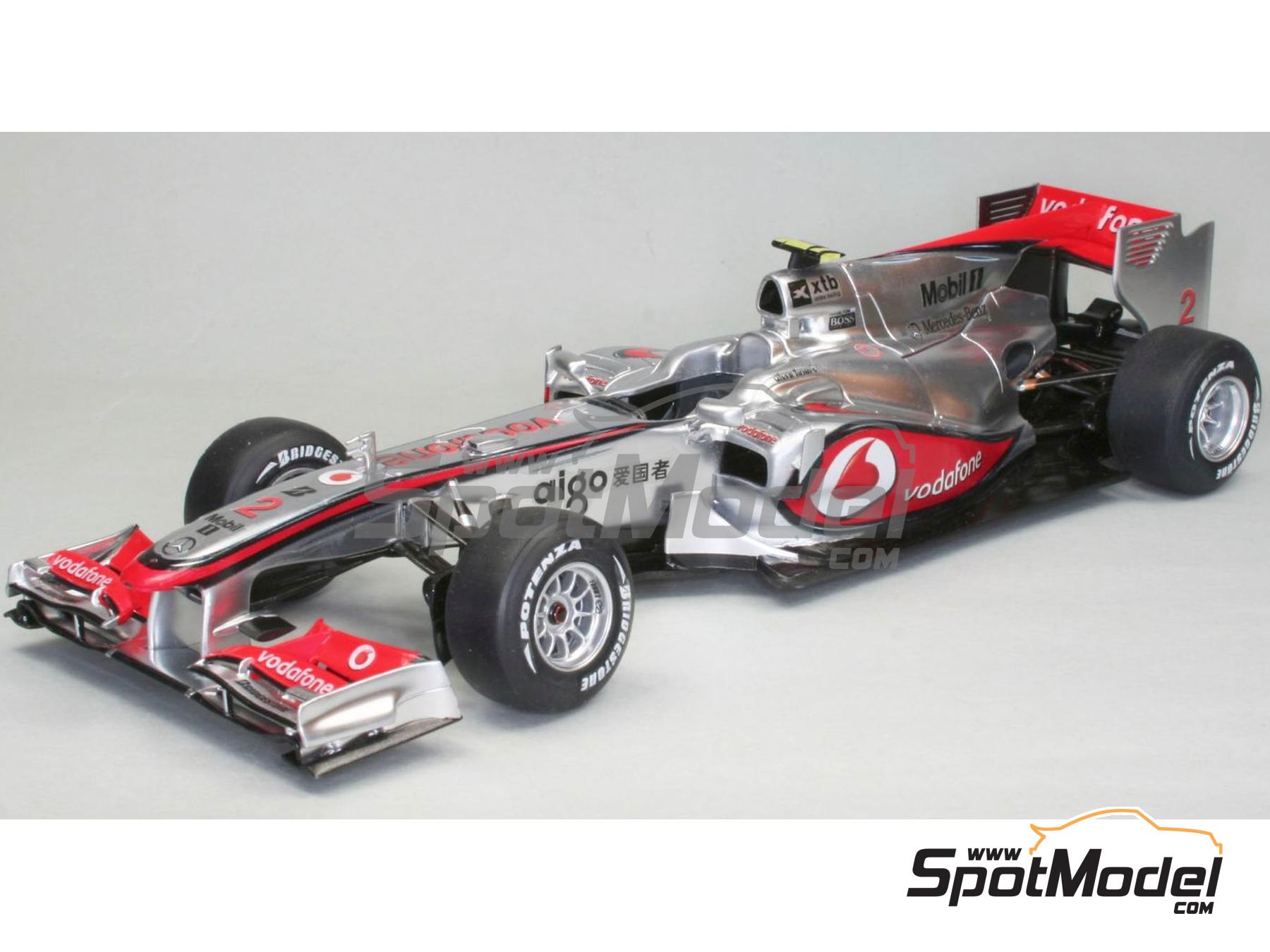 Revell 07096: Car scale model kit 1/24 scale - McLaren MP4