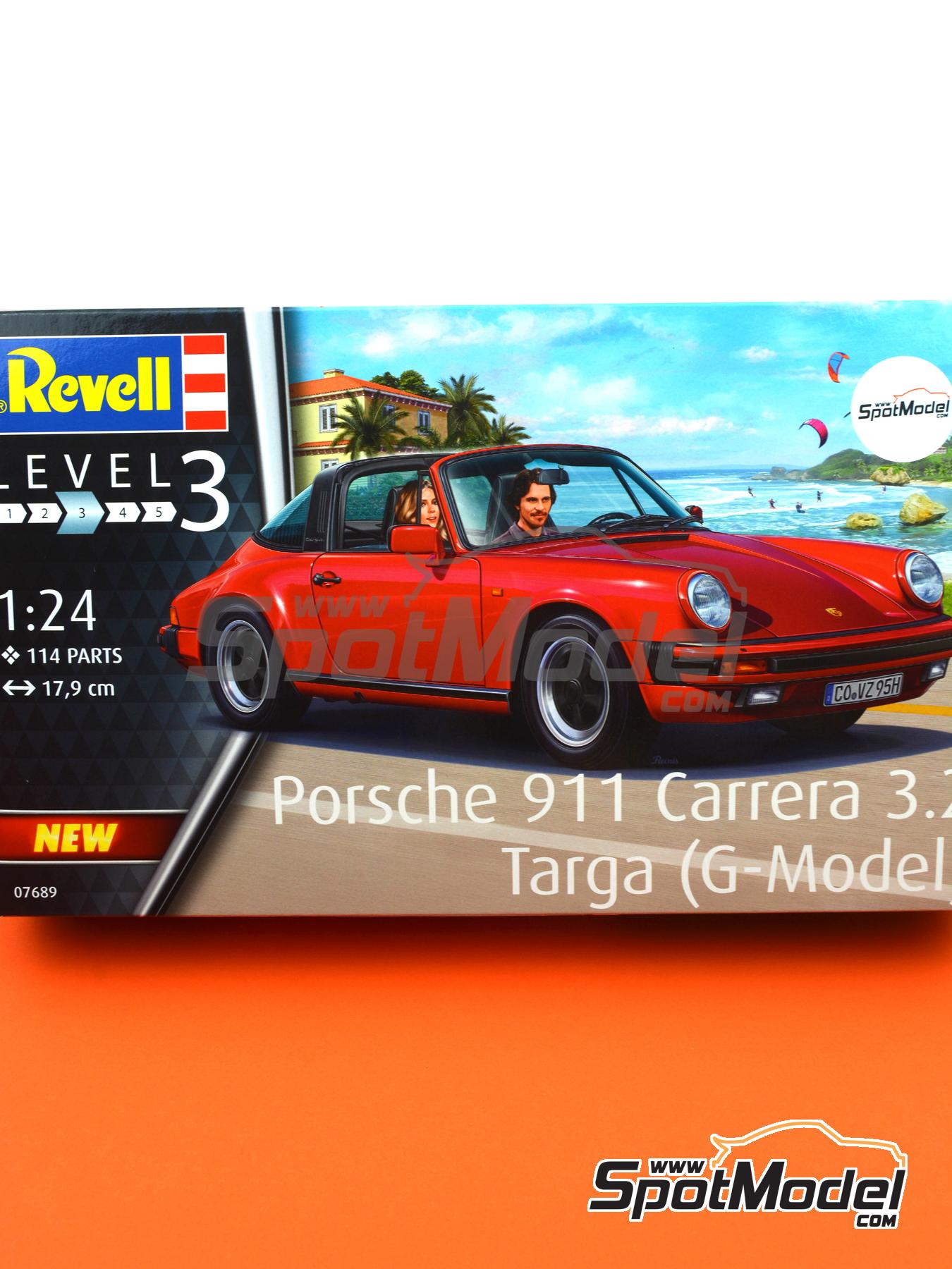 Porsche 911 Carrera 3.2 Targa. Car scale model kit in 1/24 scale  manufactured by Revell (ref. REV07689, also 4009803076898 and 07689)