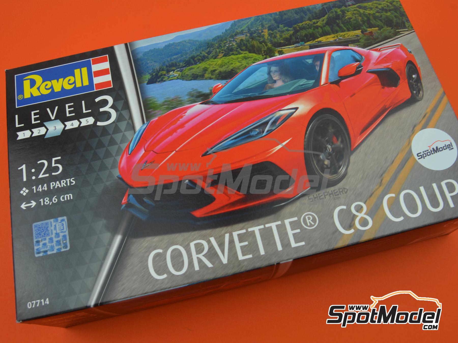Image 11: Corvette C8 Coupe | Car scale model kit in 1/24 scale manufactured by Revell (ref. REV07714, also 4009803077147 and 07714)